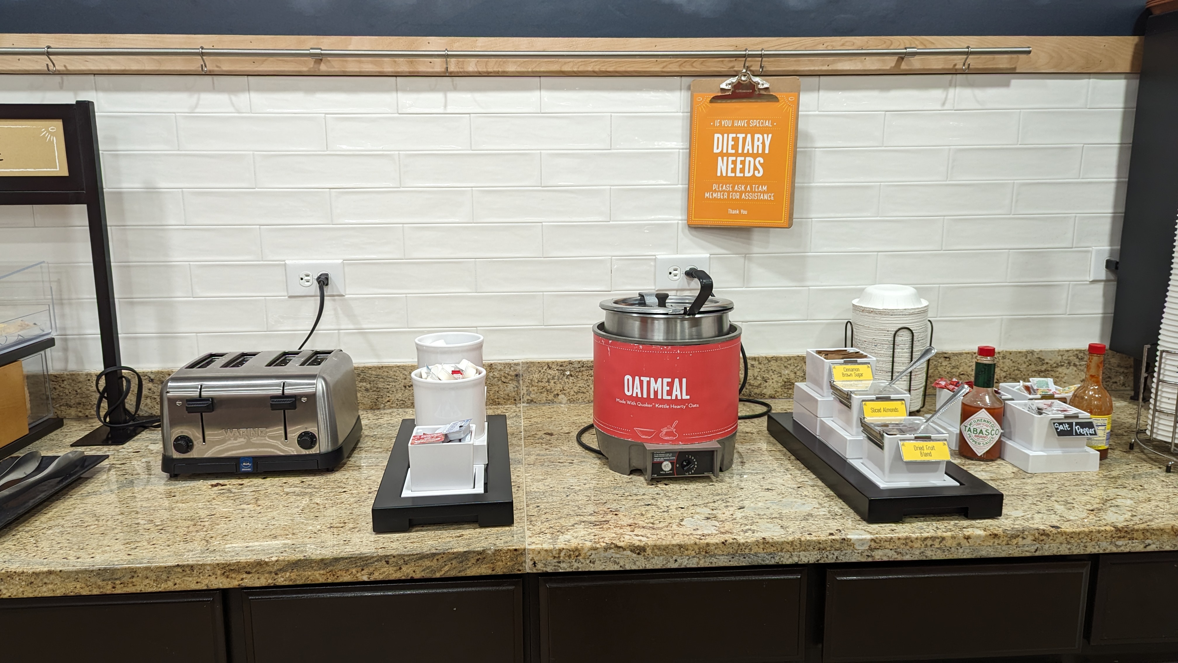 Hampton Inn Suites Hope food and beverage oatmeal