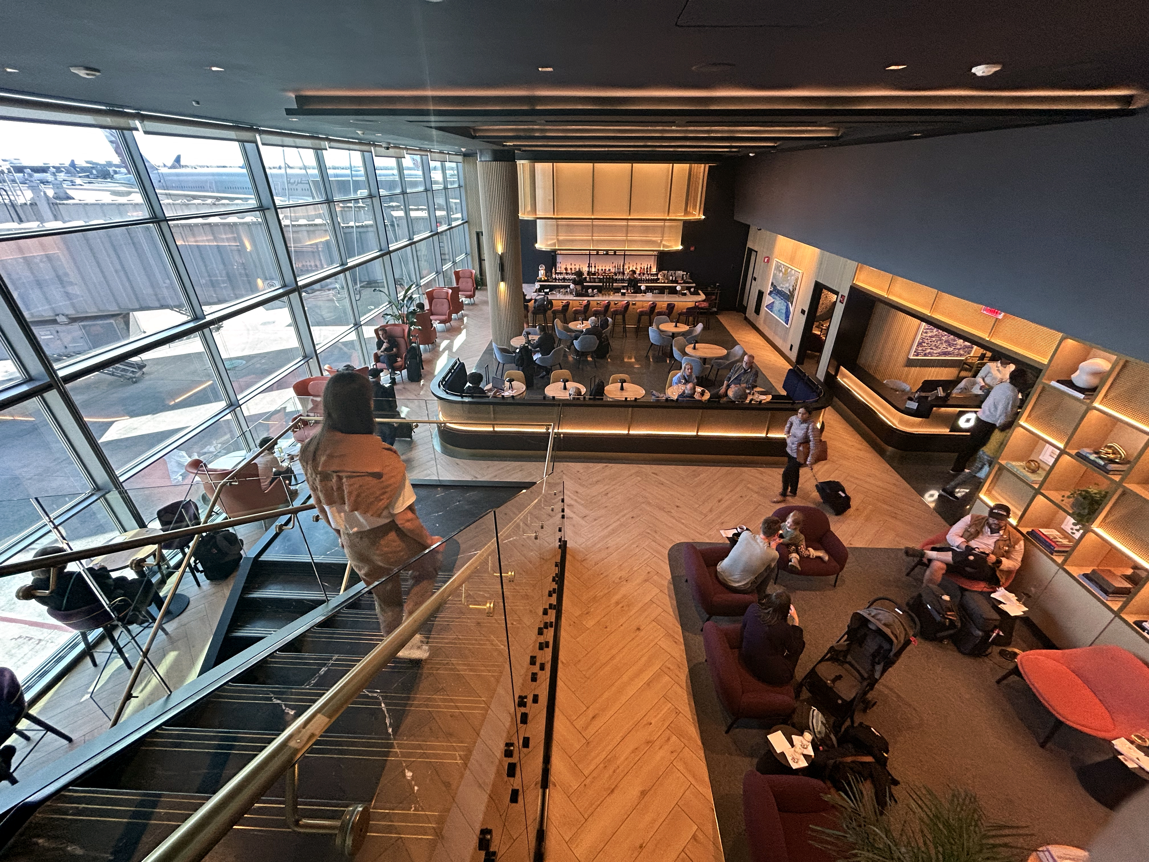 IAD Etihad Lounge stairs