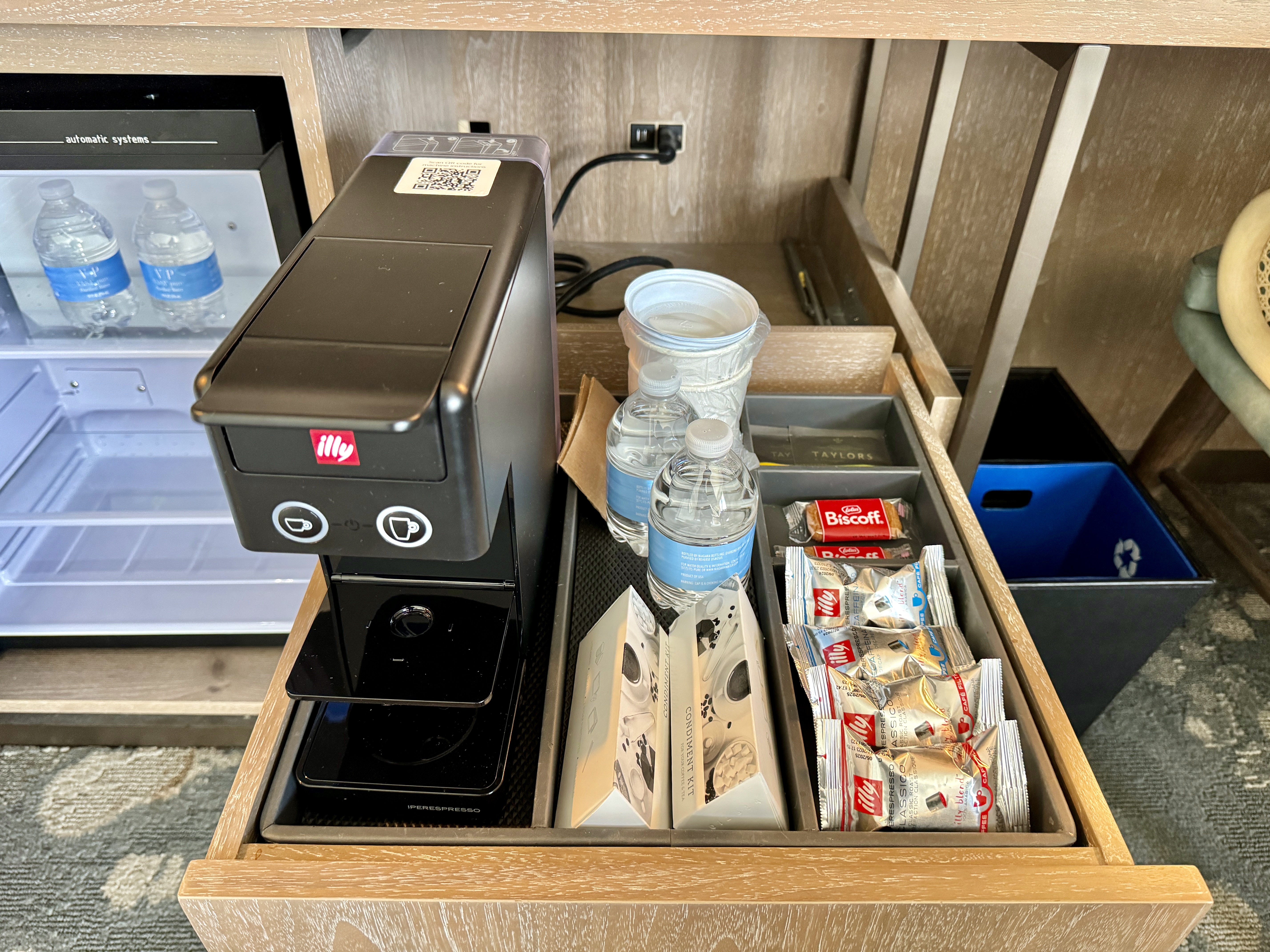 JW Marriott Orlando Grande Lakes Coffeemaker JW Marriott Orlando Grande Lakes Coffeemaker
