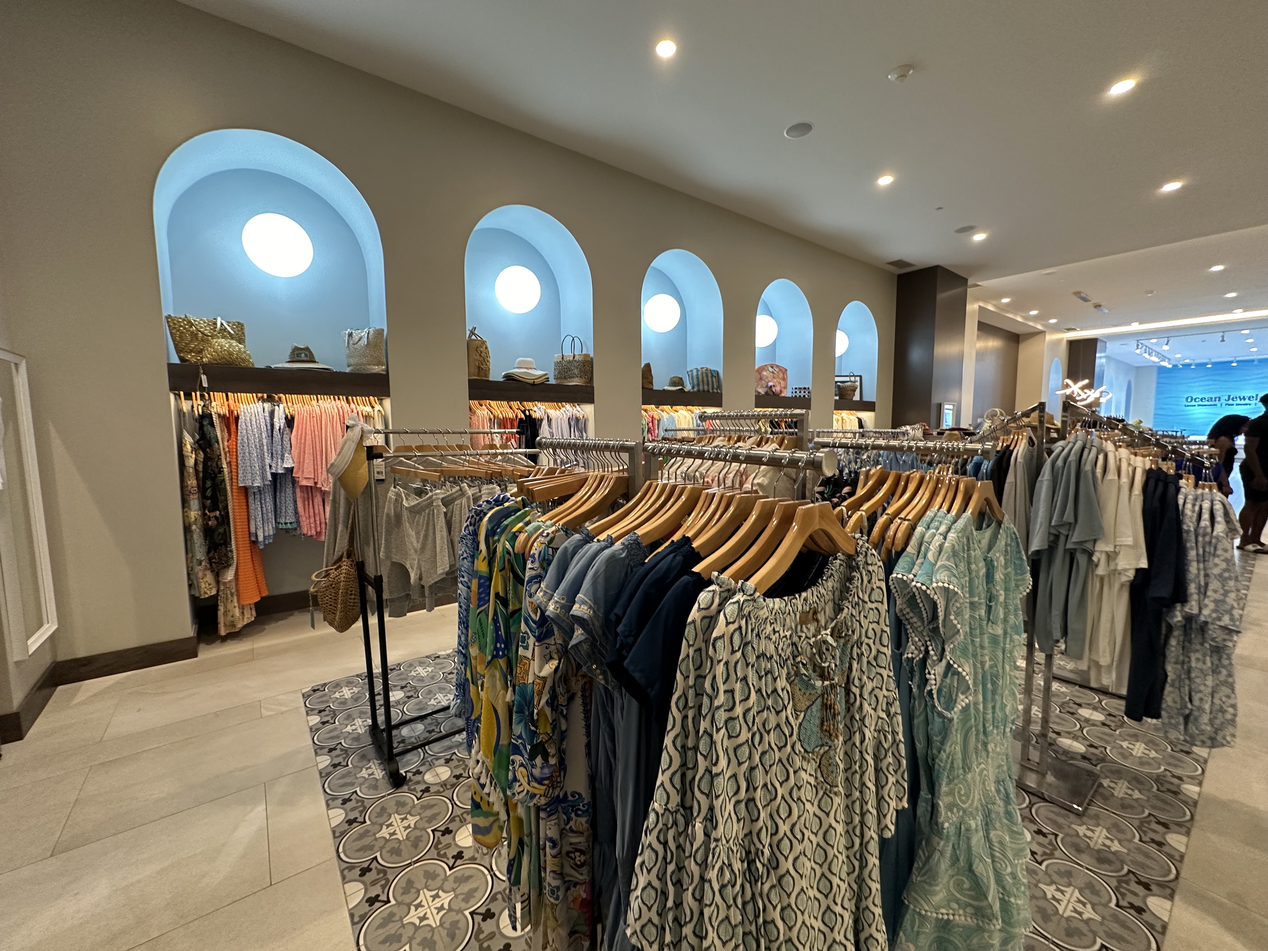 JW Marriott SXM store