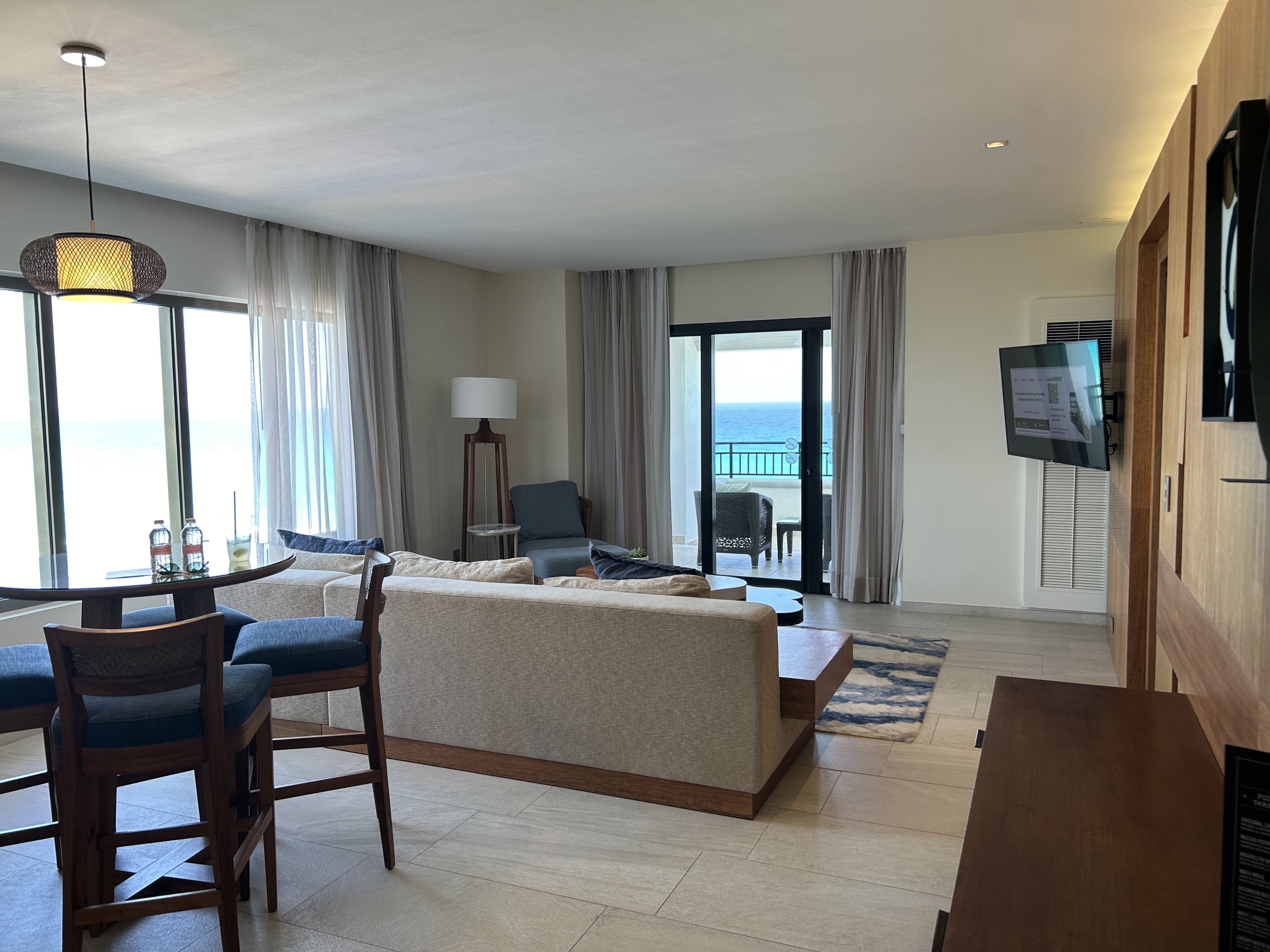 JW Marriott Cancun living room