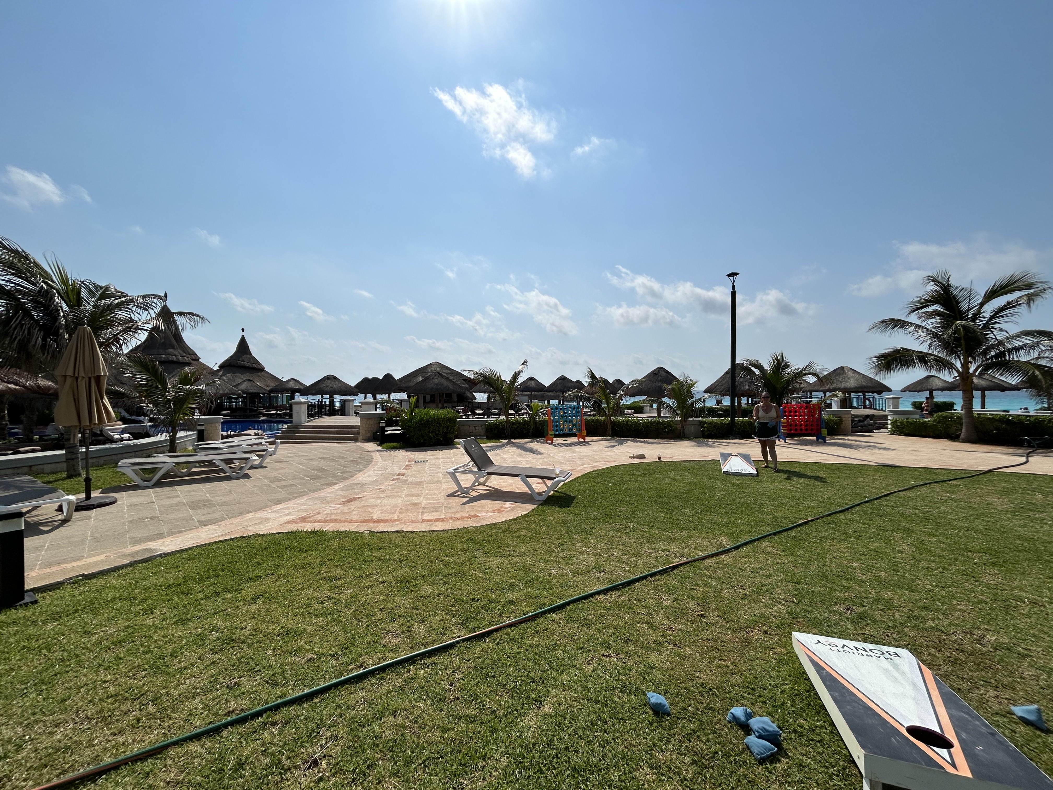 JW Marriott Cancun cornhole