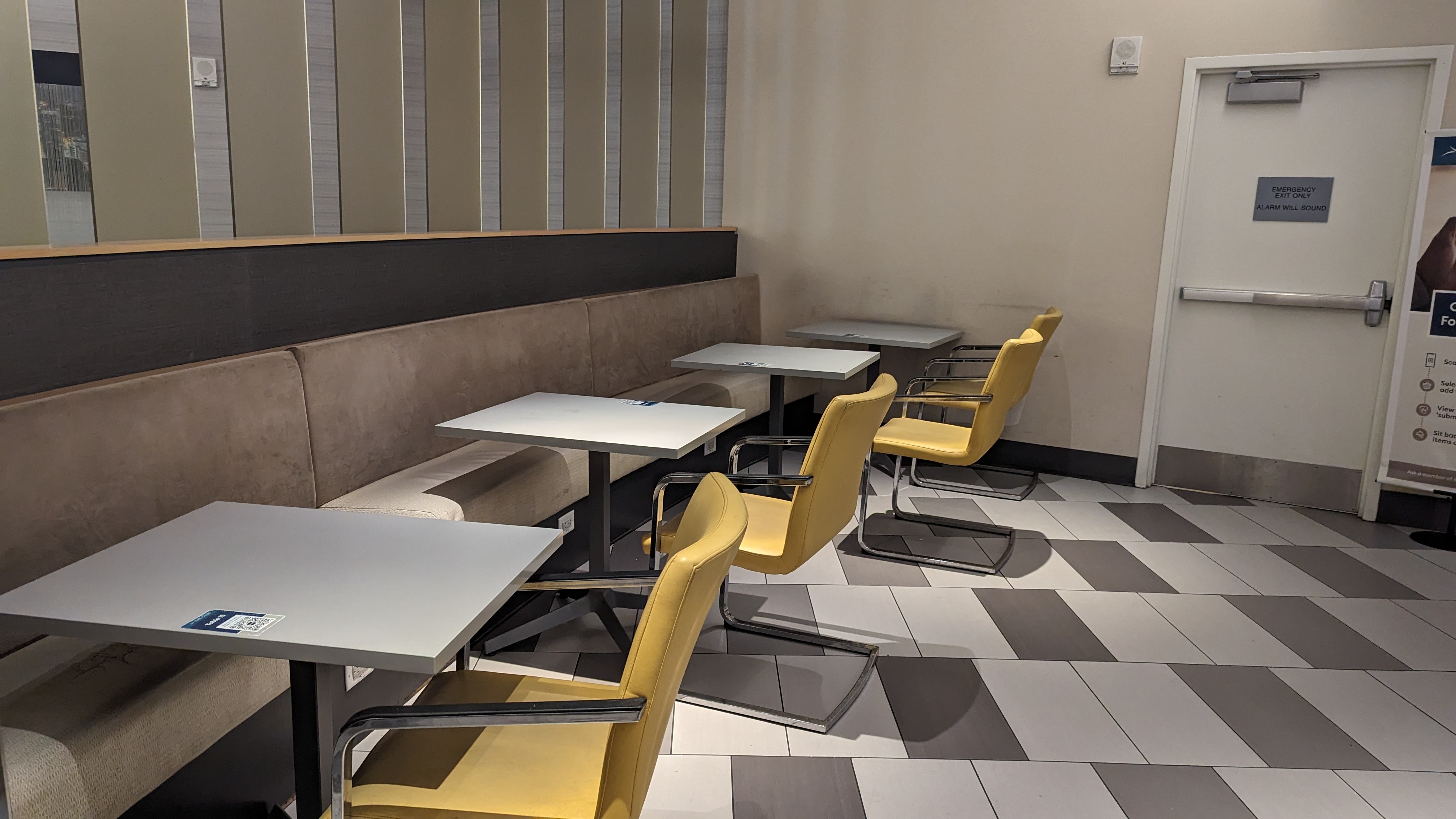 MCO Terminal B The Club MCO Gates 70 99 buffet seating