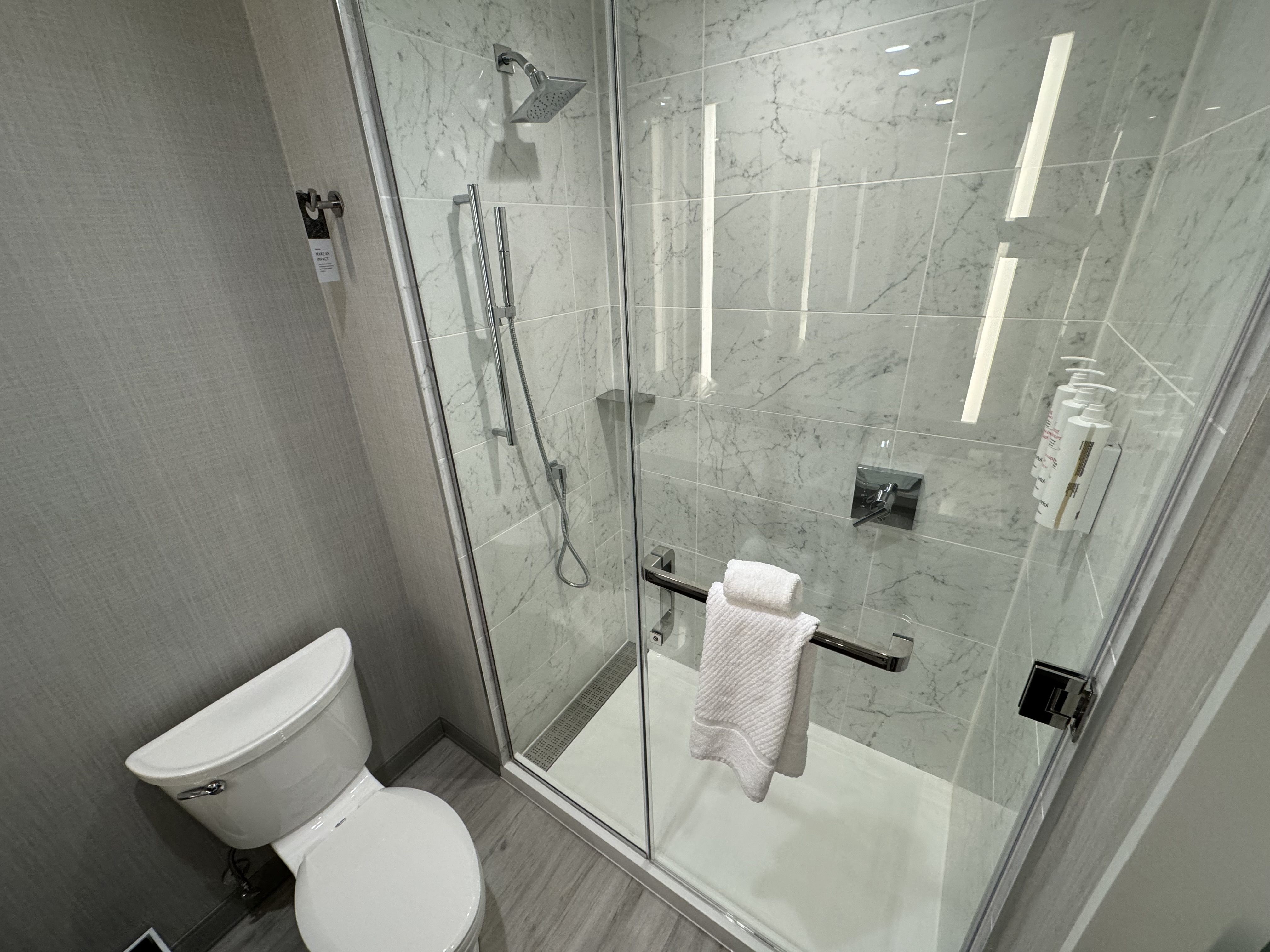 Marriott JFK Stand Up Shower Marriott JFK Stand Up Shower