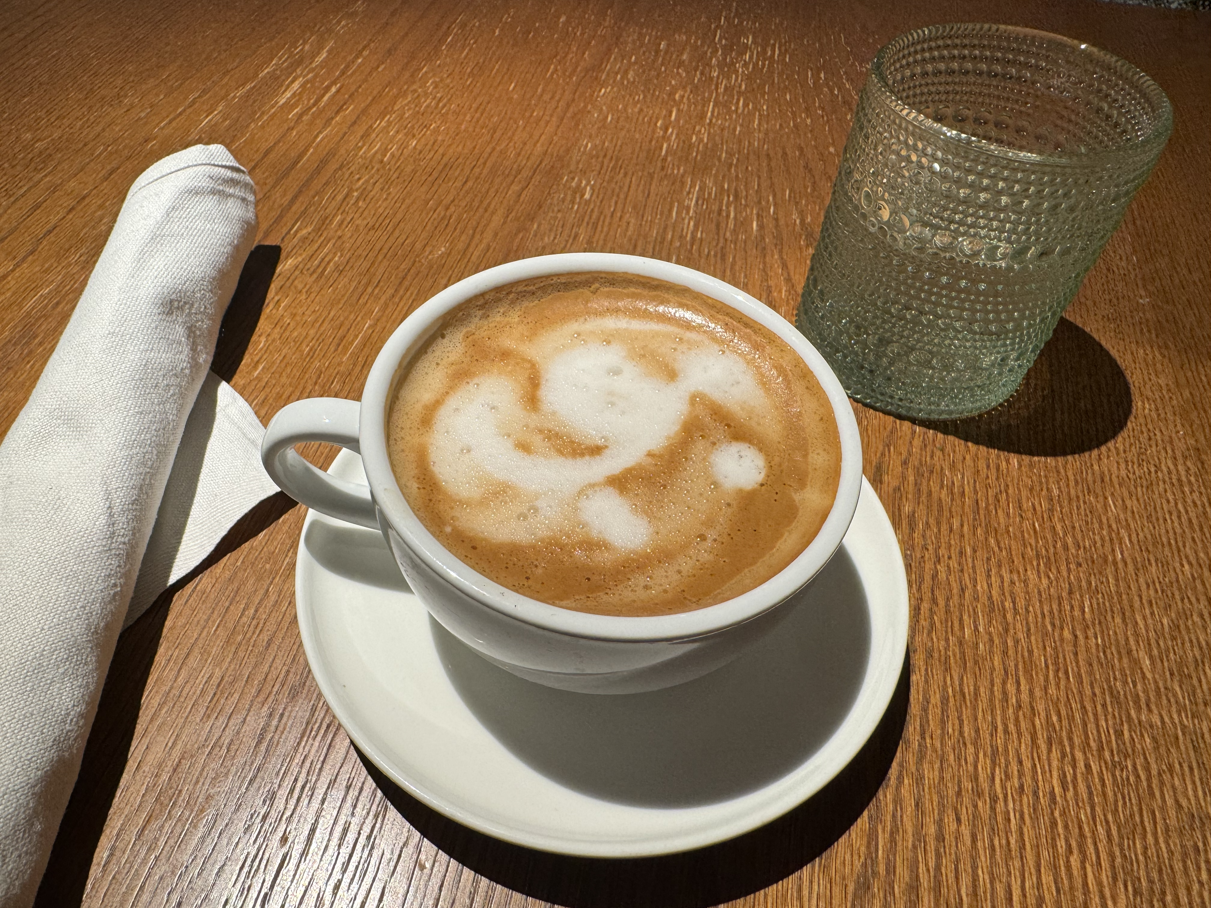 Mondrian Los Angeles Casa Madera latte Mondrian Los Angeles Casa Madera latte
