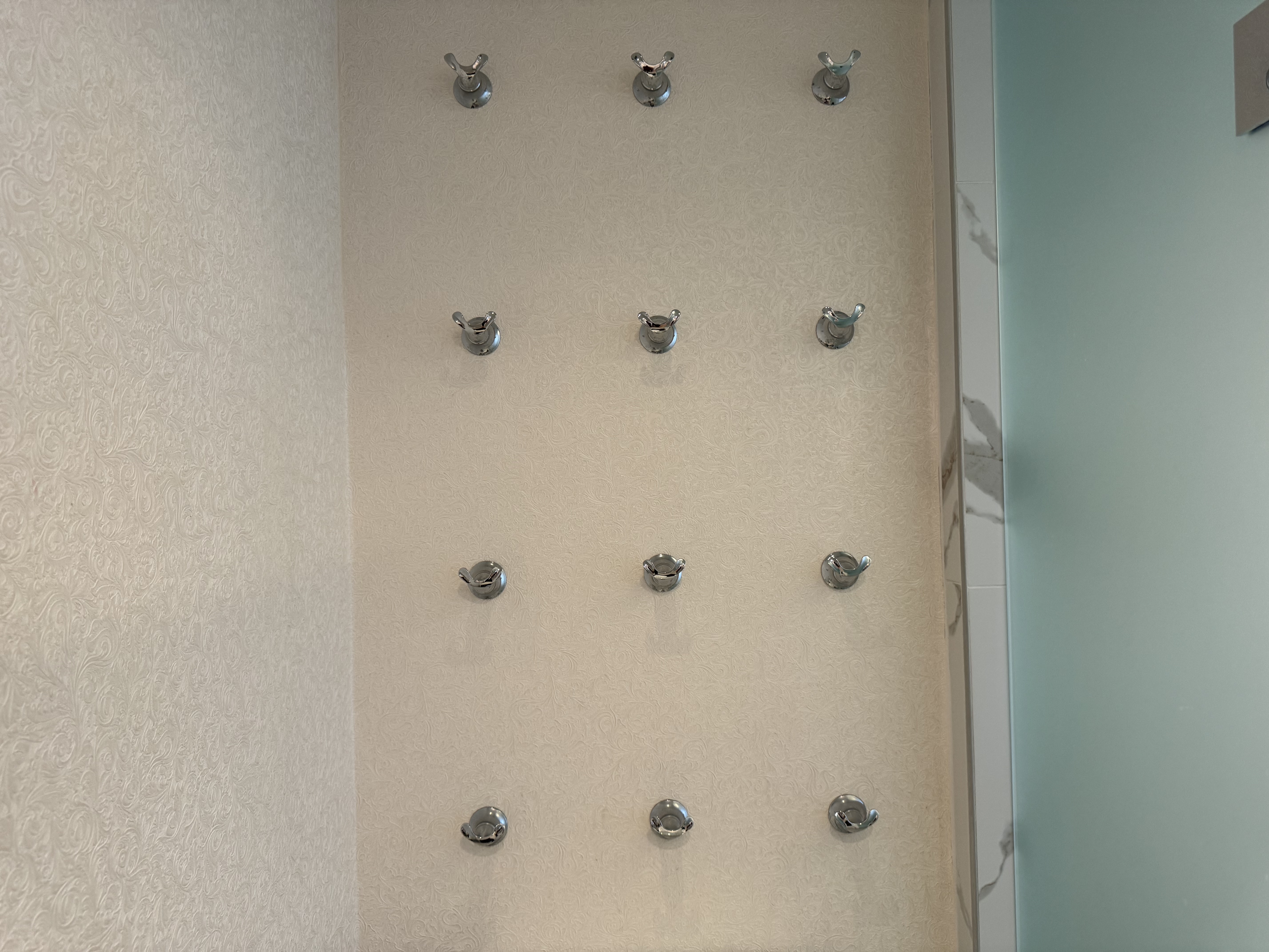 Mondrian Los Angeles deluxe studio suite bathroom hooks on wall Mondrian Los Angeles deluxe studio suite bathroom hooks on wall