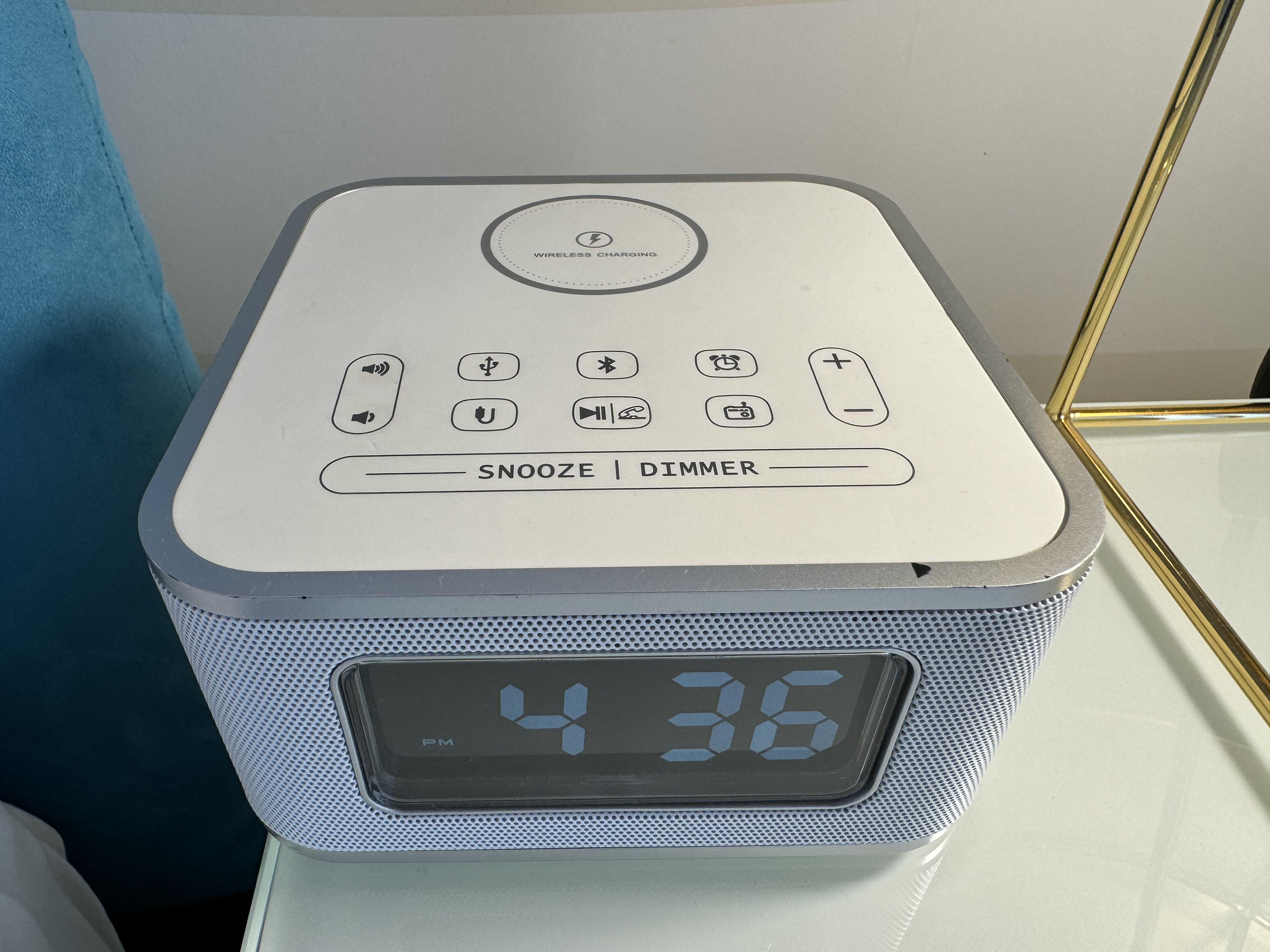 Mondrian Los Angeles deluxe studio suite clock radio Mondrian Los Angeles deluxe studio suite clock radio