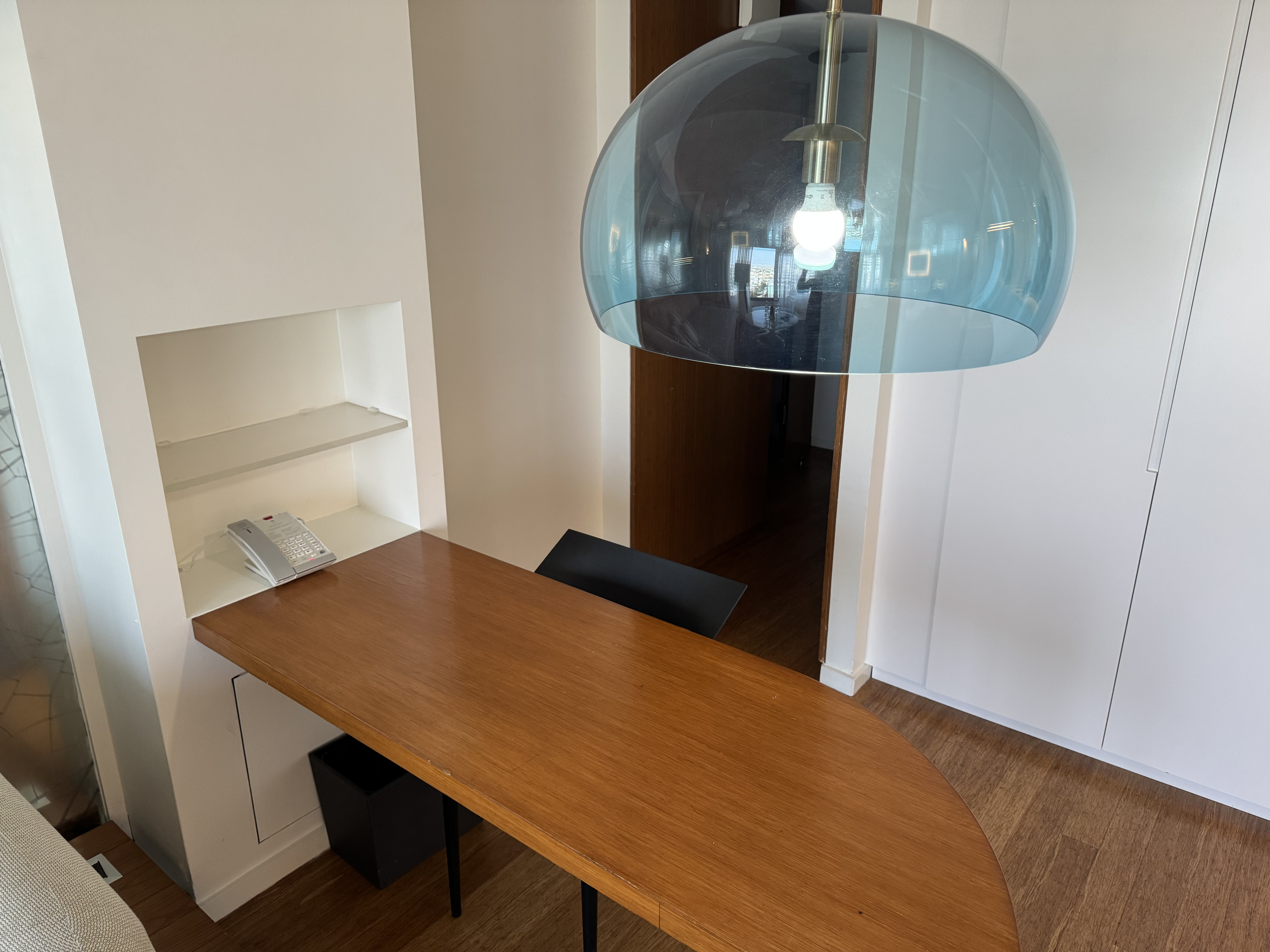 Mondrian Los Angeles deluxe studio suite sitting area table and lamp Mondrian Los Angeles deluxe studio suite sitting area table and lamp