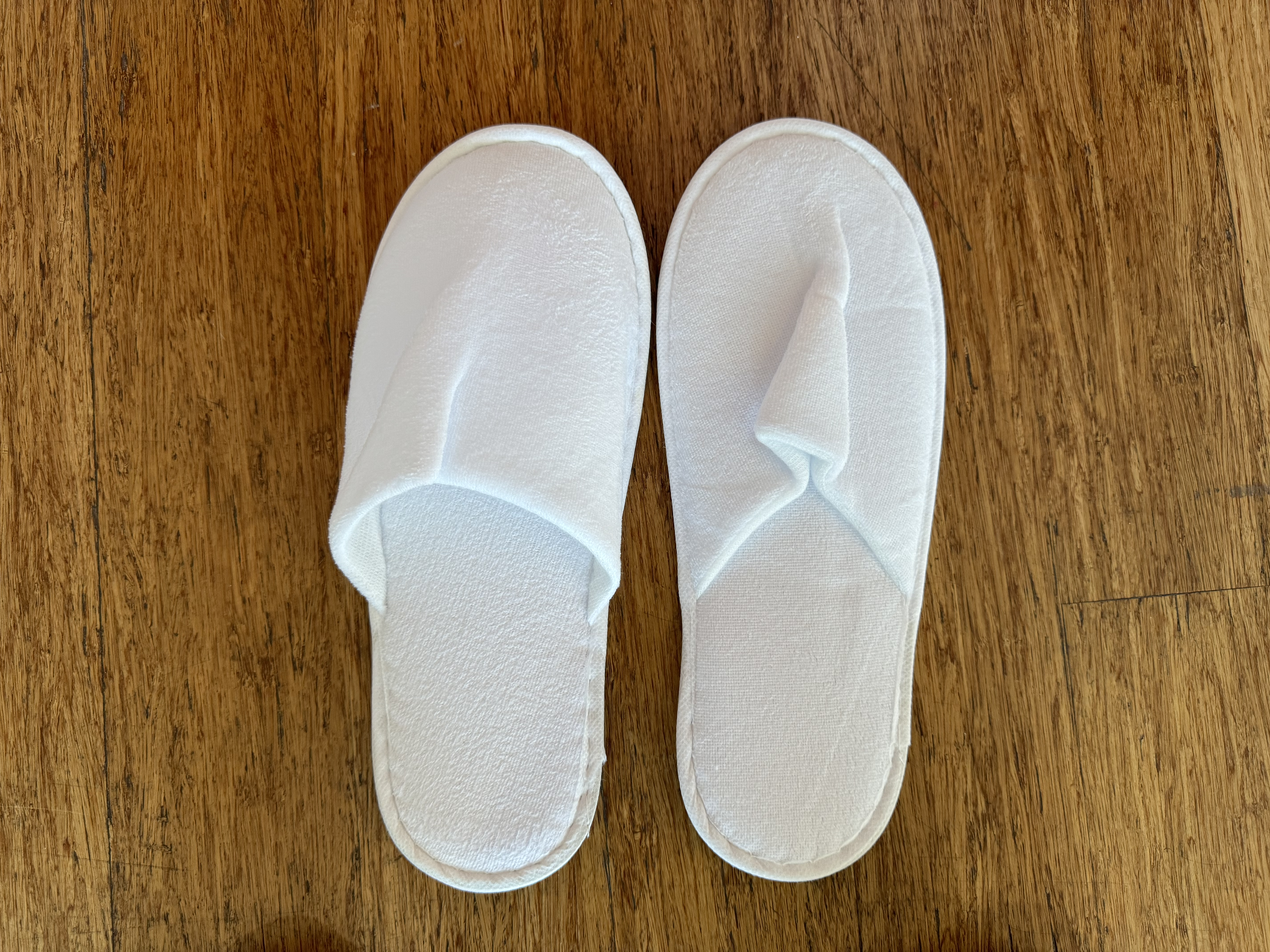 Mondrian Los Angeles deluxe studio suite slippers Mondrian Los Angeles deluxe studio suite slippers