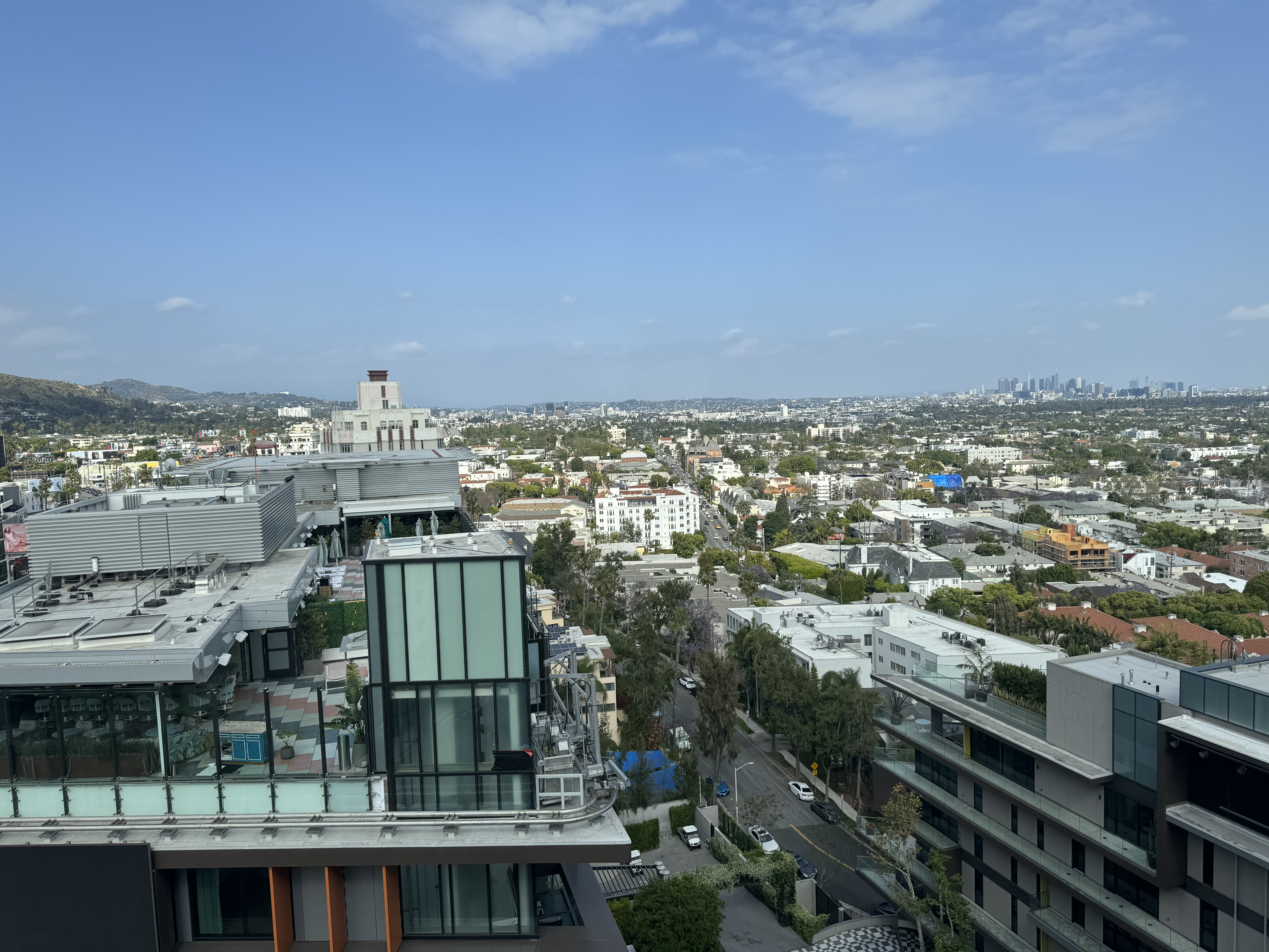 Mondrian Los Angeles deluxe studio suite view to downtown Mondrian Los Angeles deluxe studio suite view to downtown