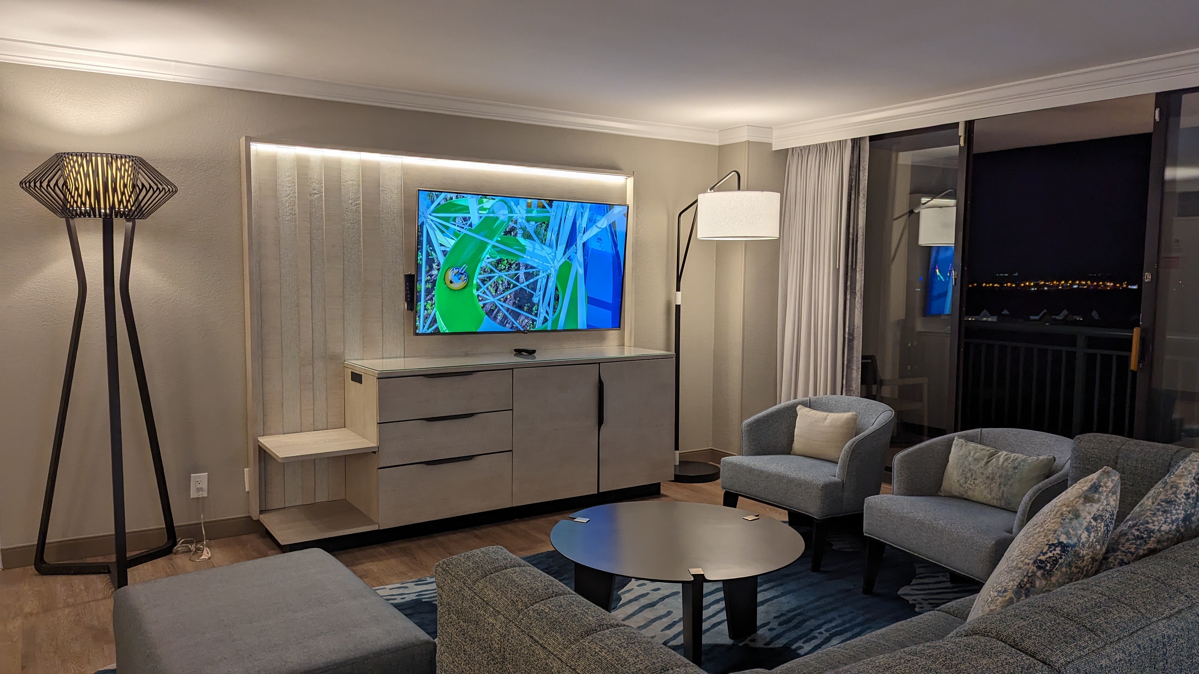 Orlando World Center Marriott 2 Queen Ambassador Suite living room couch and TV Orlando World Center Marriott 2 Queen Ambassador Suite living room couch and TV