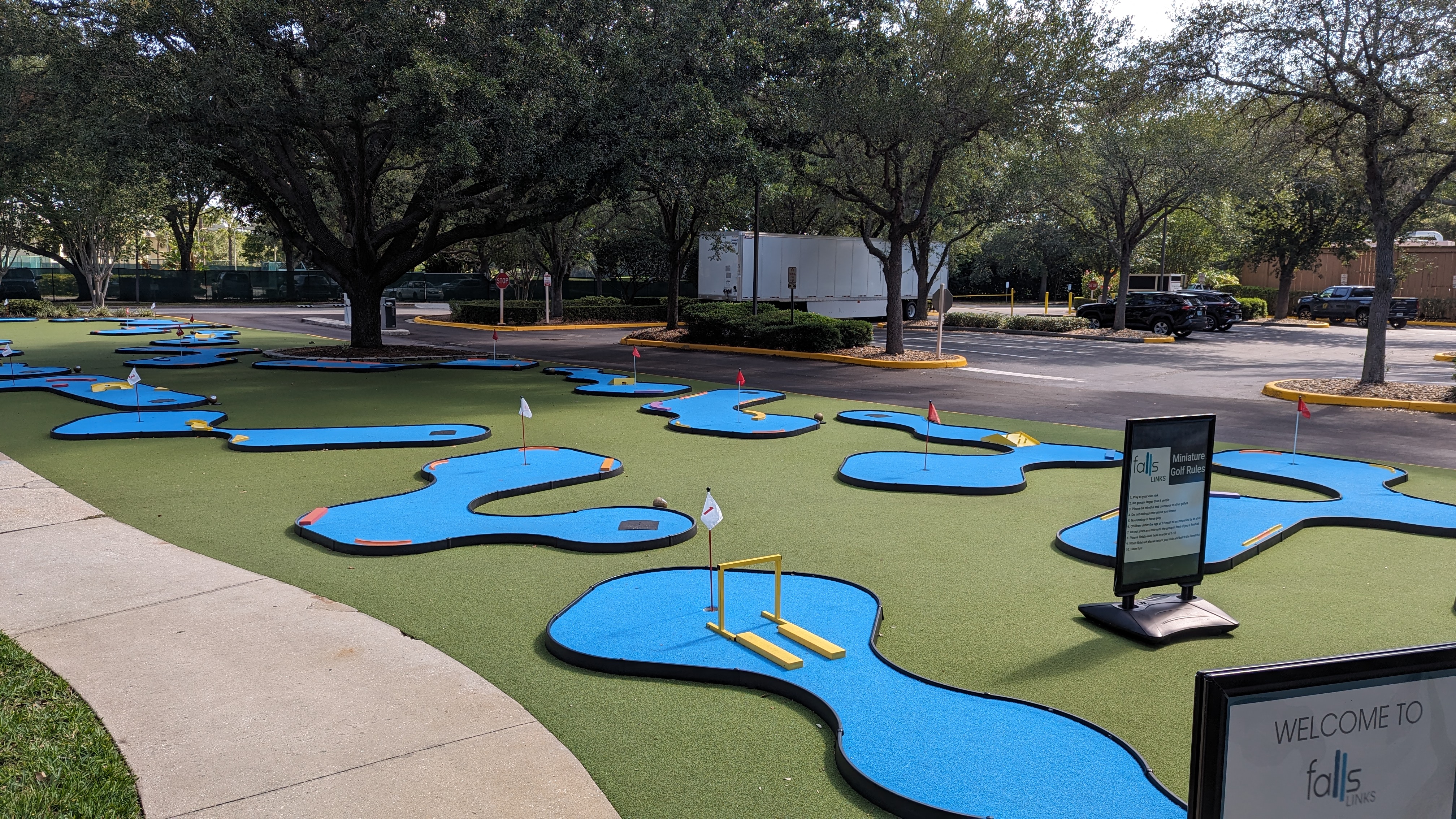 Orlando World Center Marriott amenities mini golf Orlando World Center Marriott amenities mini golf