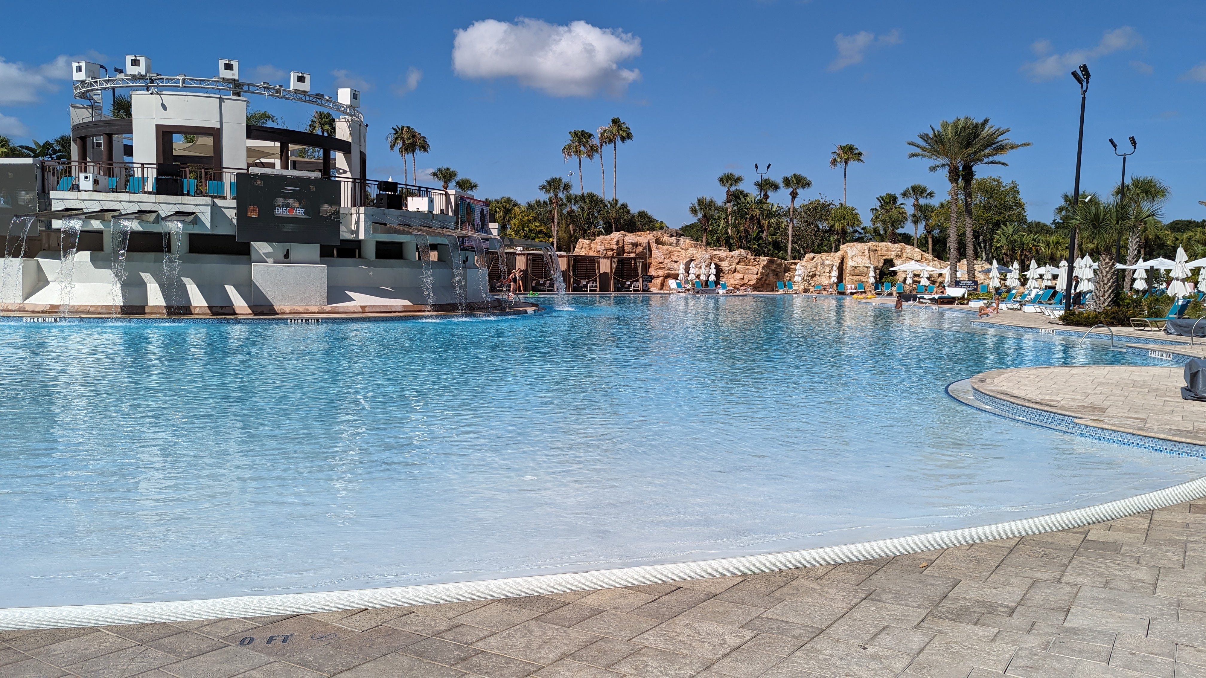 Orlando World Center Marriott amenities pool entry and TV Orlando World Center Marriott amenities pool entry and TV