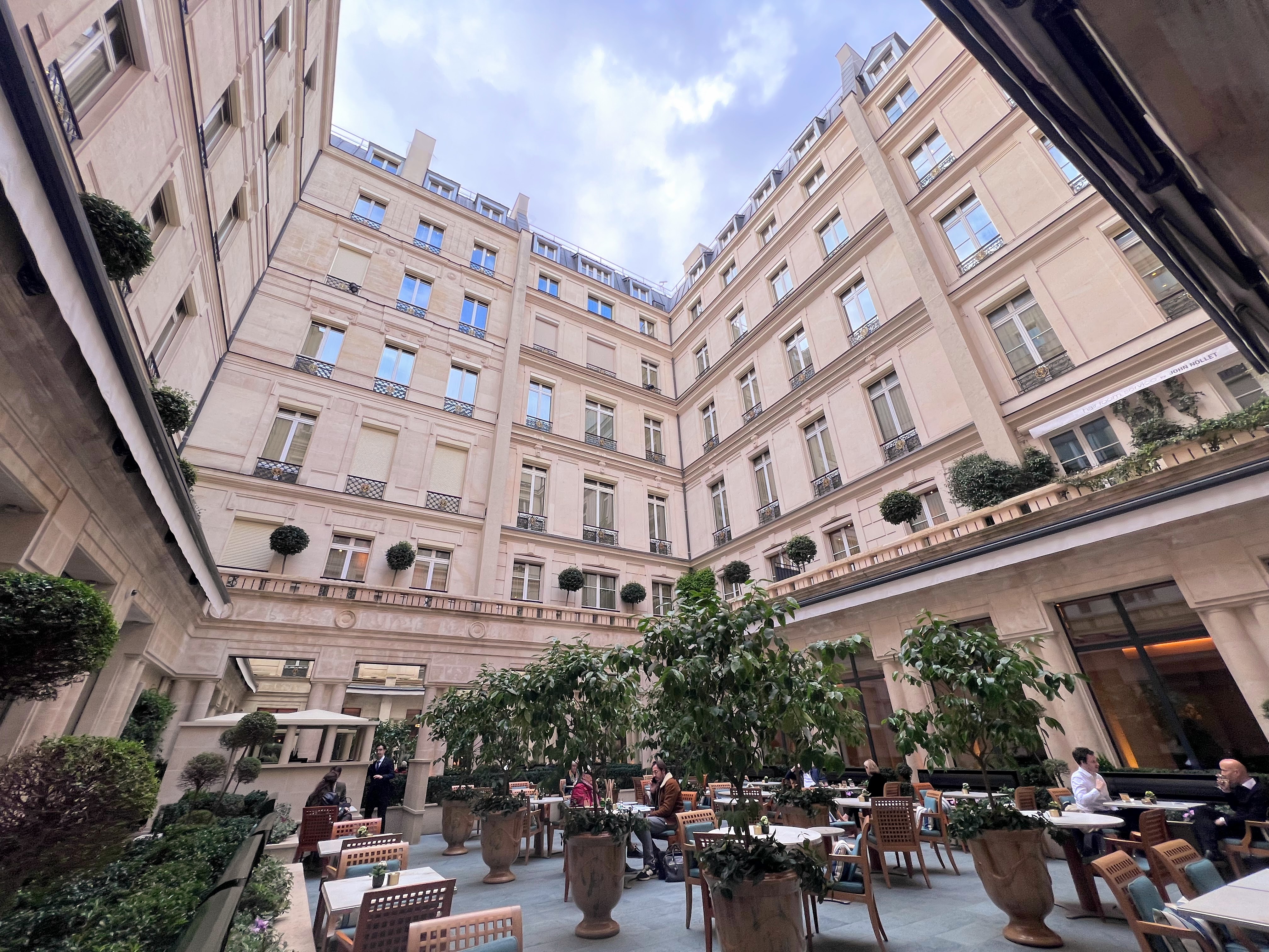Outdoor courtyard at Park Hyatt Paris Outdoor courtyard at Park Hyatt Paris