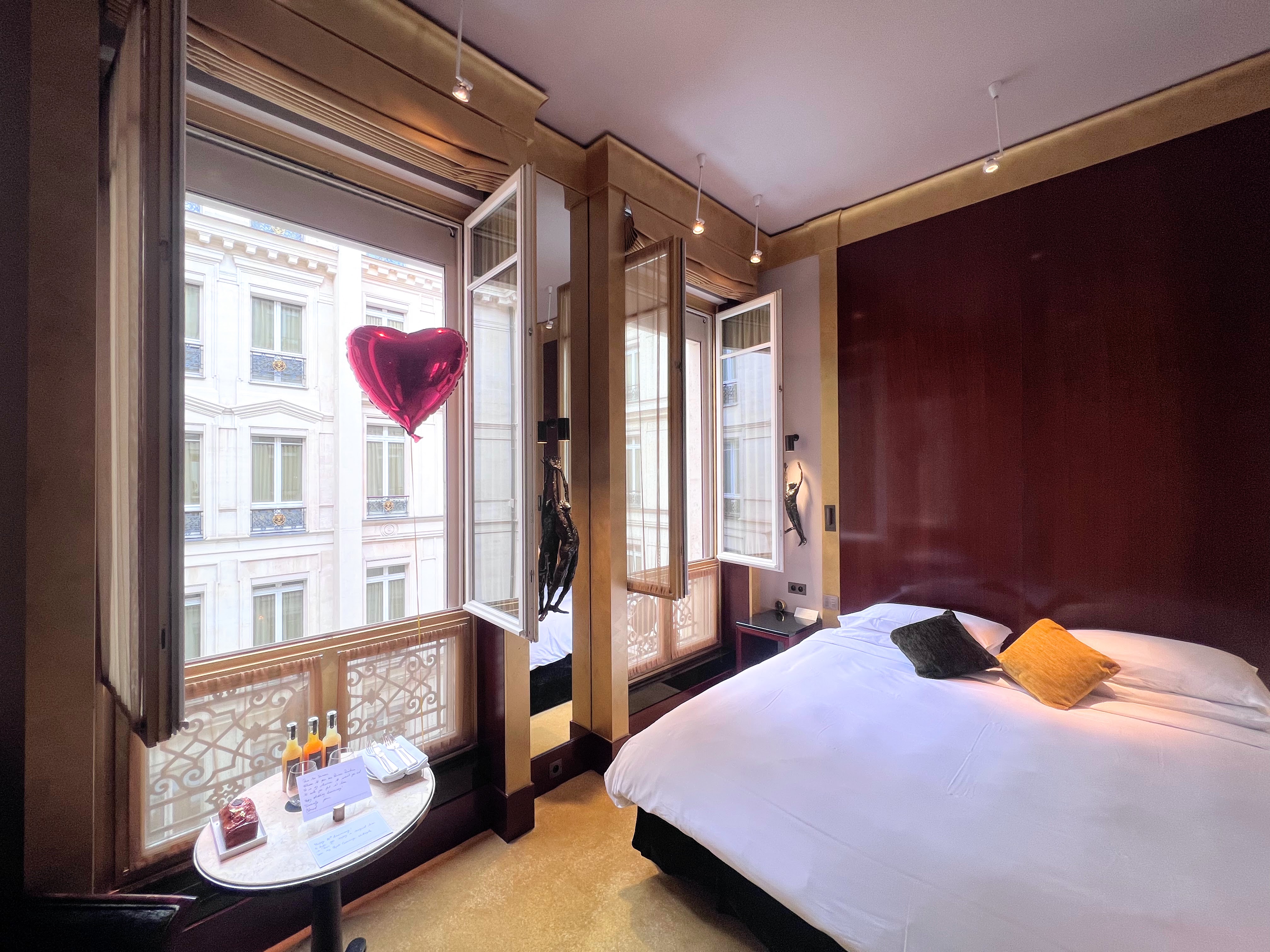 Park Hyatt Paris king bed deluxe Park Hyatt Paris king bed deluxe