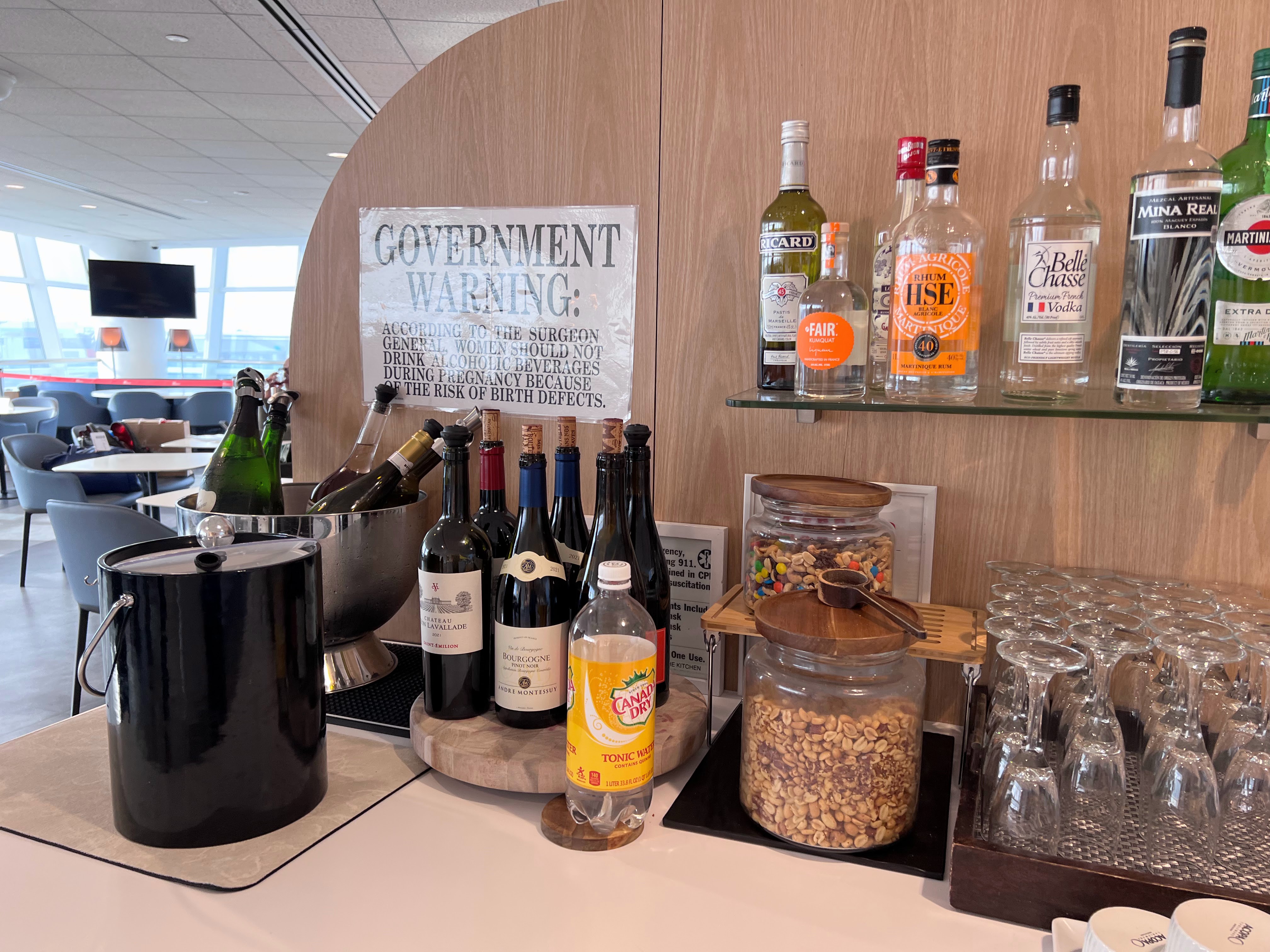 Self serve bar at the Air France Lounge JFK Self serve bar at the Air France Lounge JFK