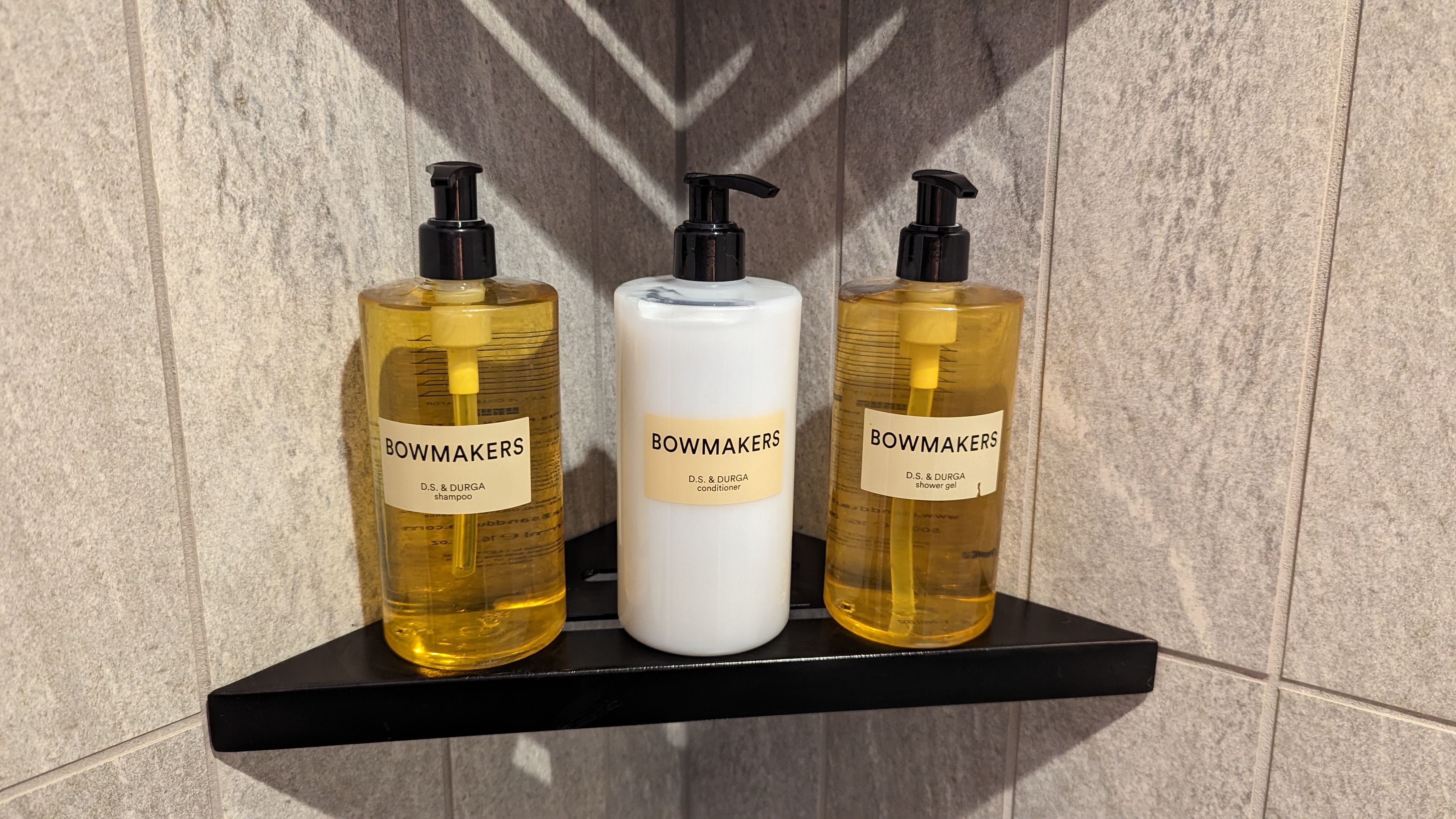 Thompson Austin room bathroom shower amenities Thompson Austin room bathroom shower amenities