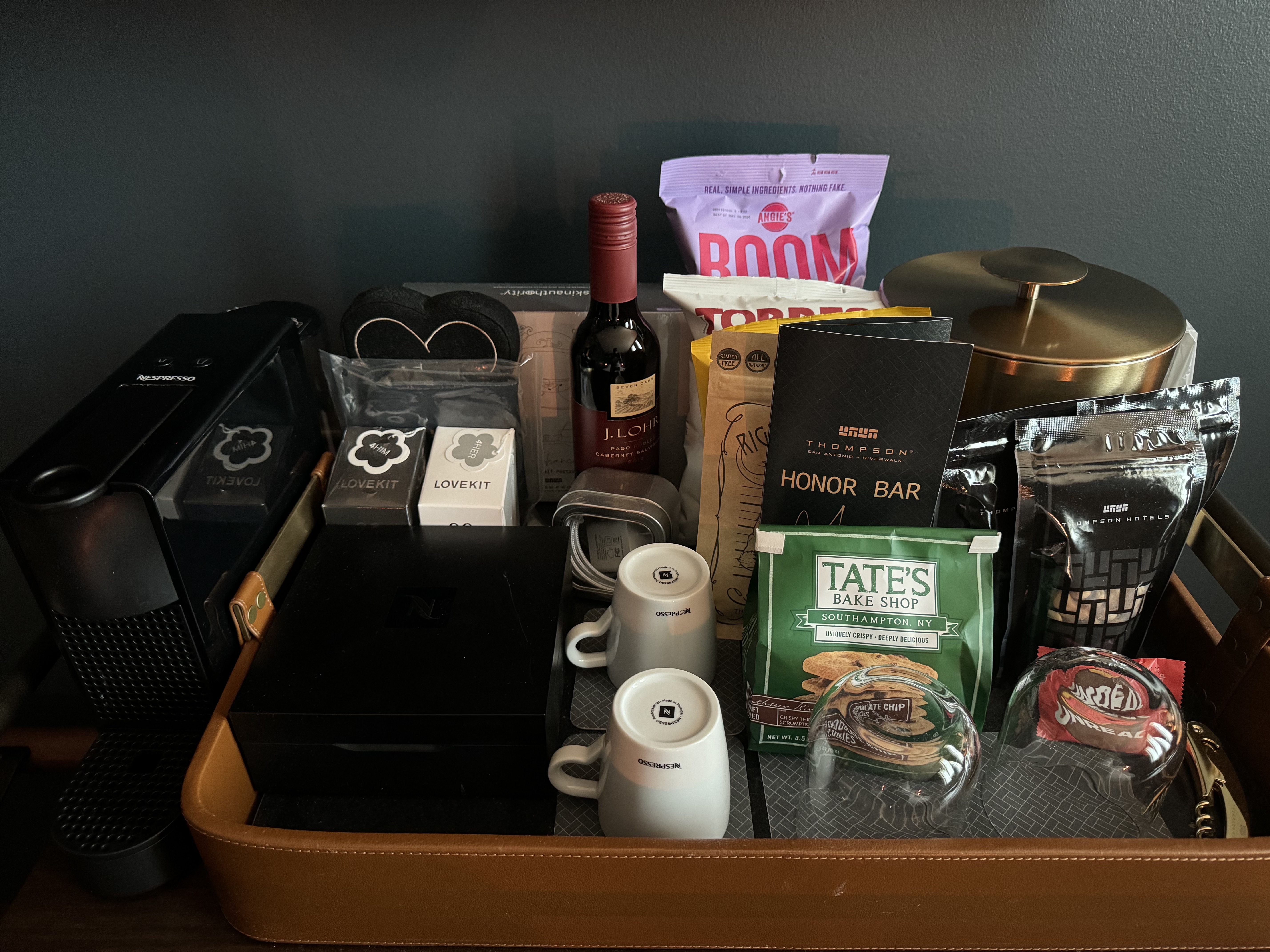 Thompson San Antonio Riverwalk bedroom snacks and coffee Thompson San Antonio Riverwalk bedroom snacks and coffee