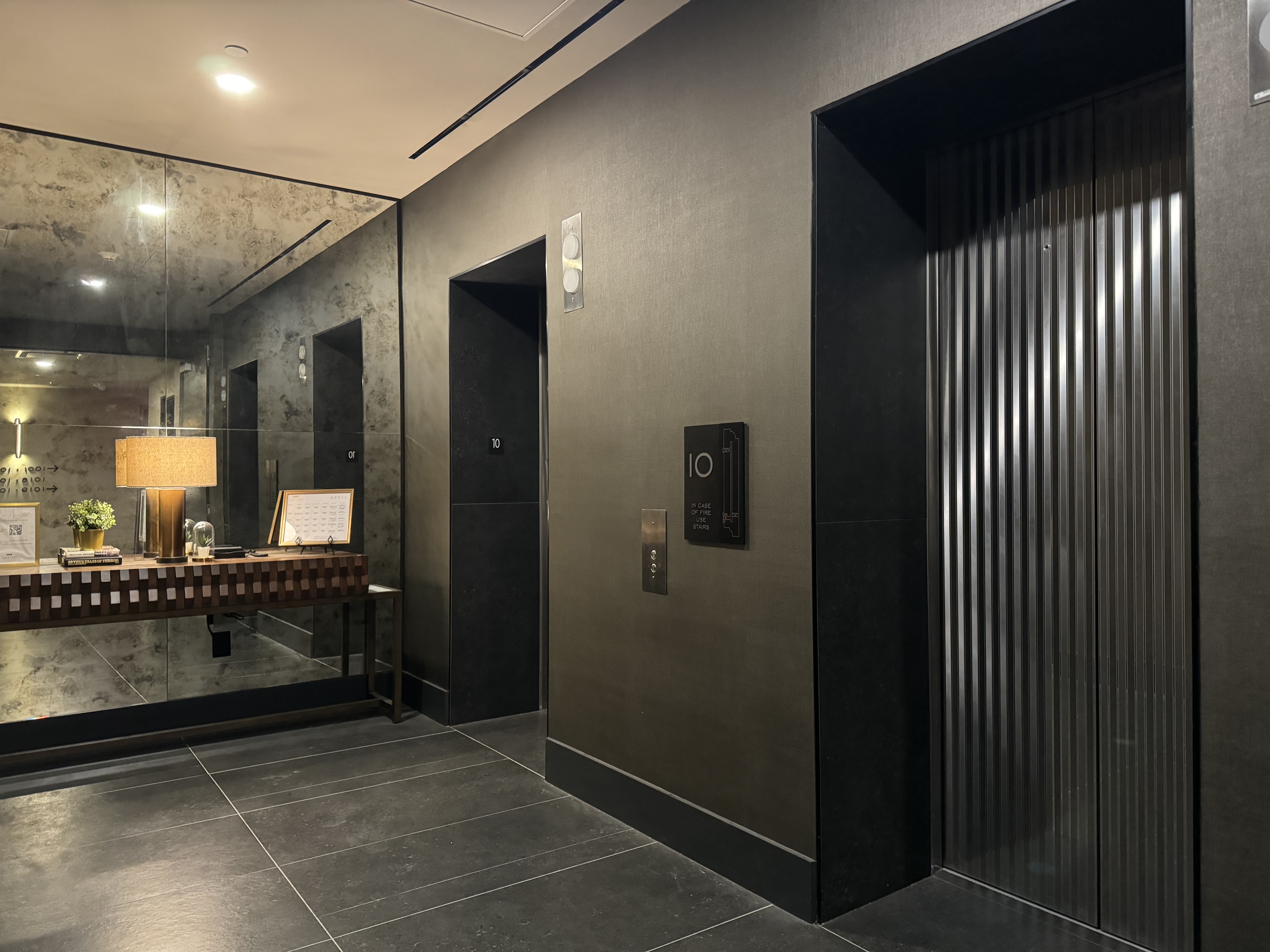 Thompson San Antonio Riverwalk elevator waiting area 10th floor Thompson San Antonio Riverwalk elevator waiting area 10th floor