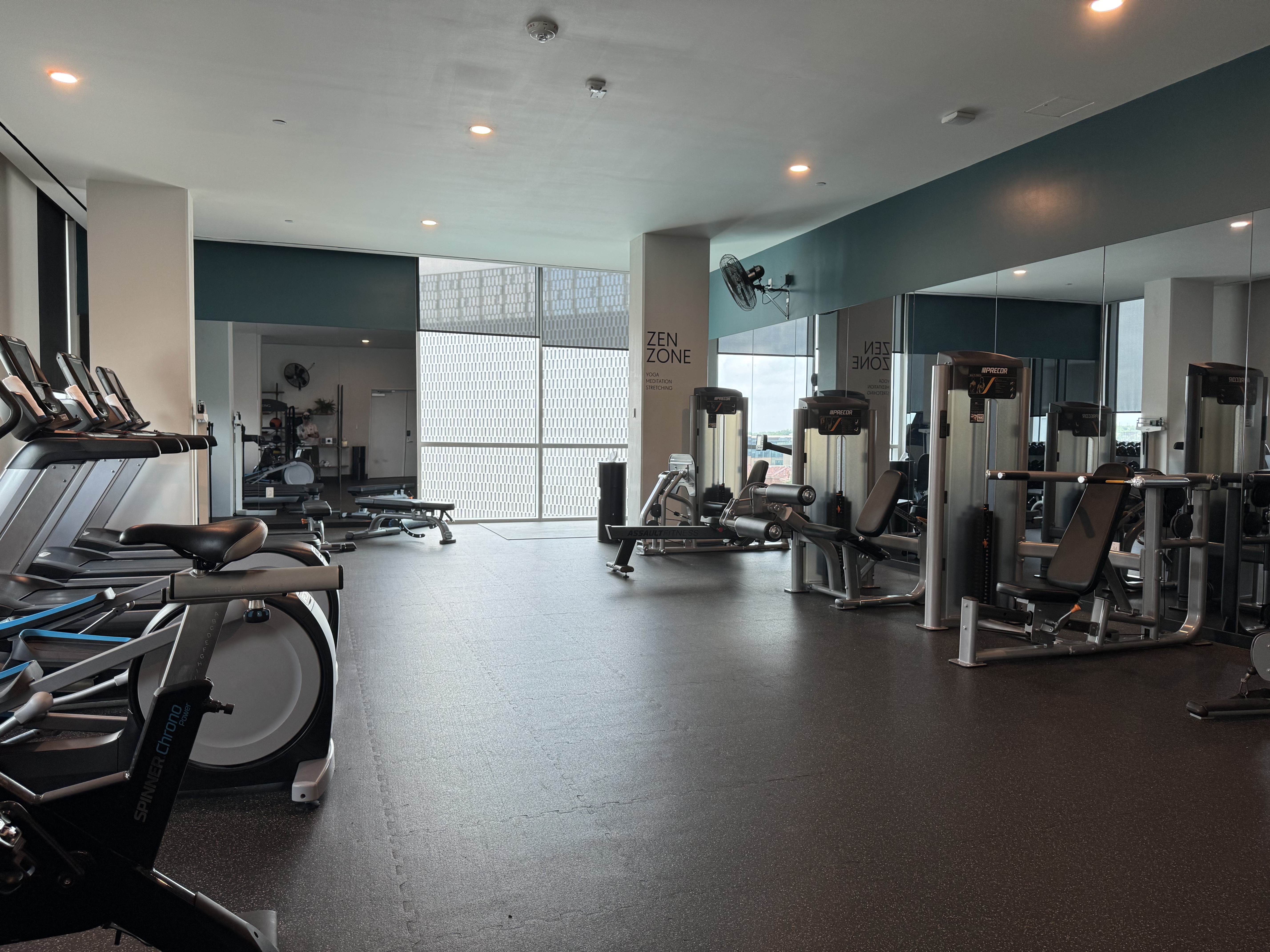 Thompson San Antonio Riverwalk gym Thompson San Antonio Riverwalk gym