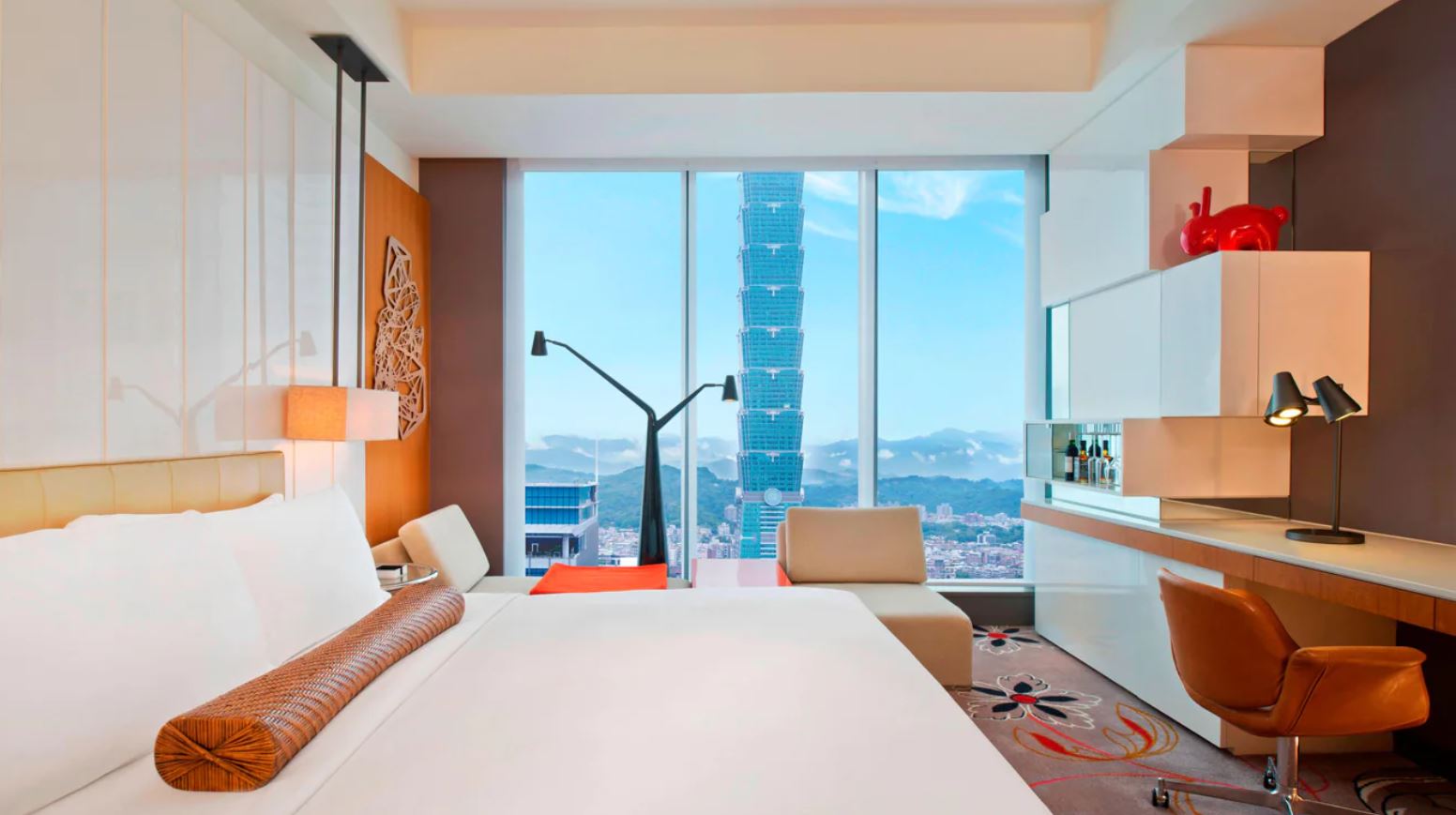 W Taipei W Taipei