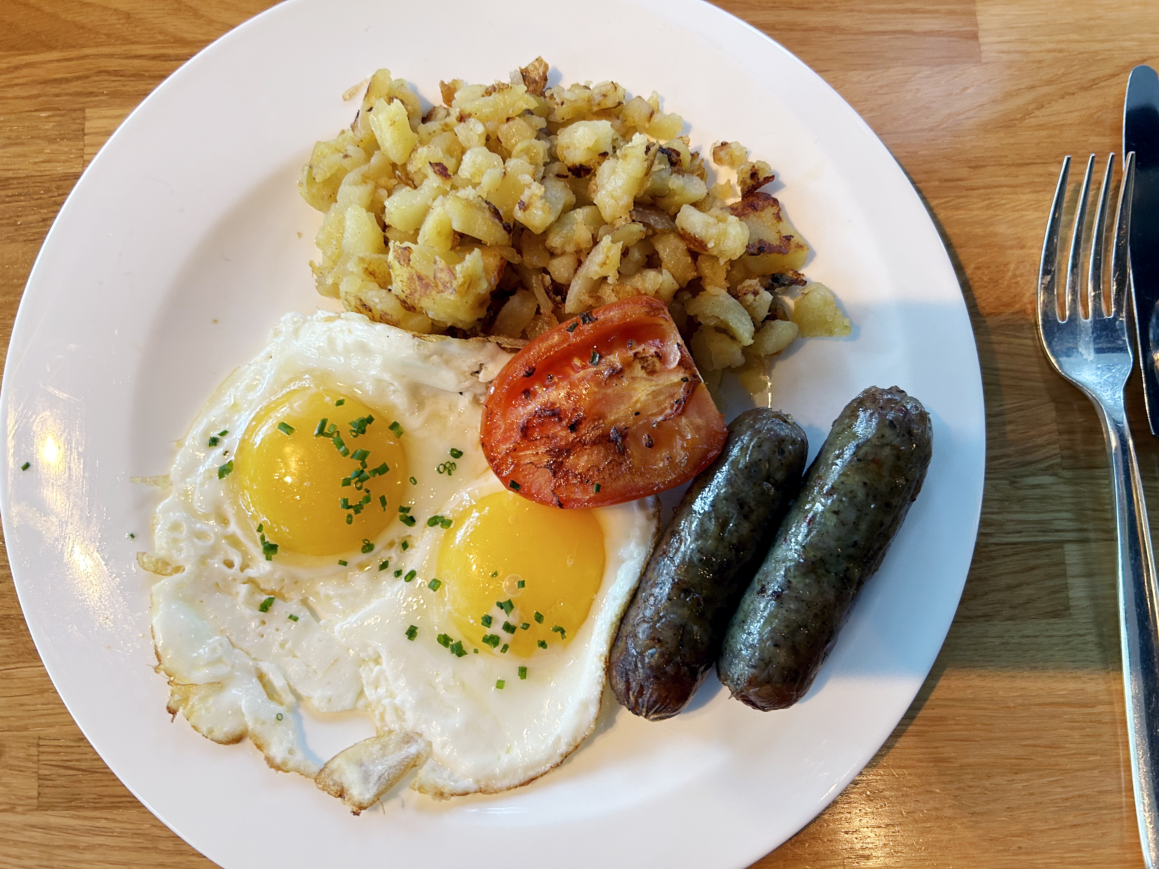 Watergate DC eggs and sausage