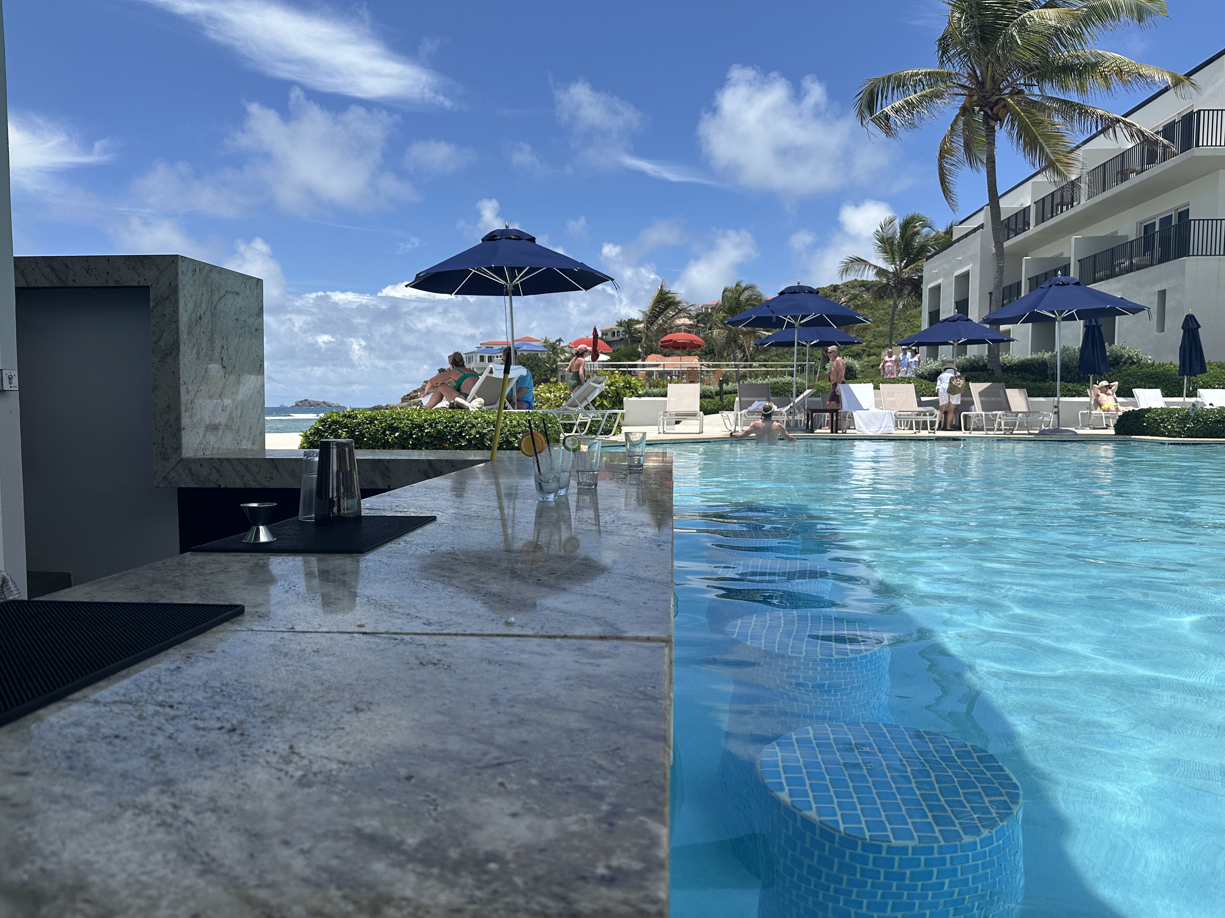 JW Marriott St. Maarten pool bar