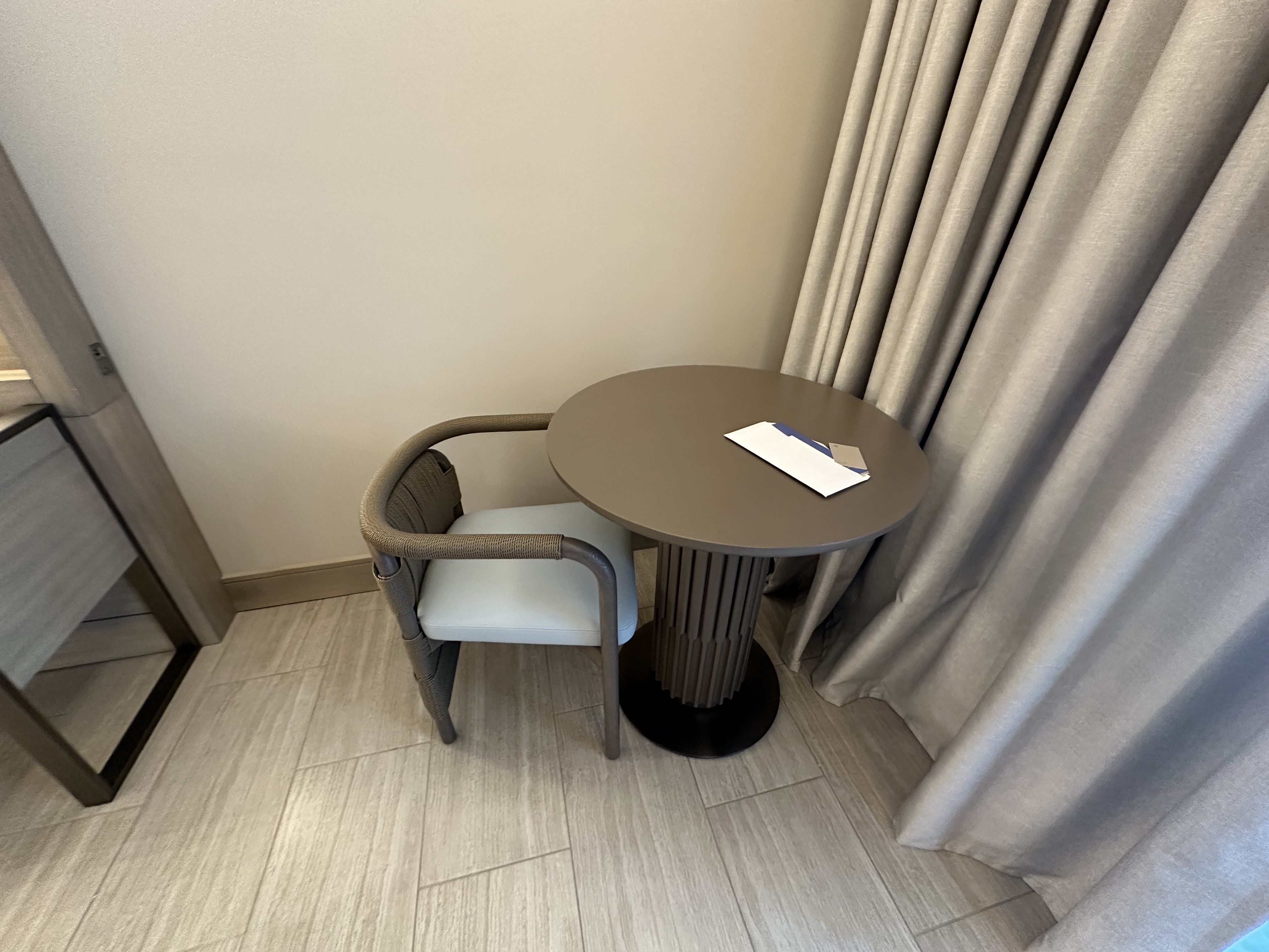 table seats JW Marriott SXM