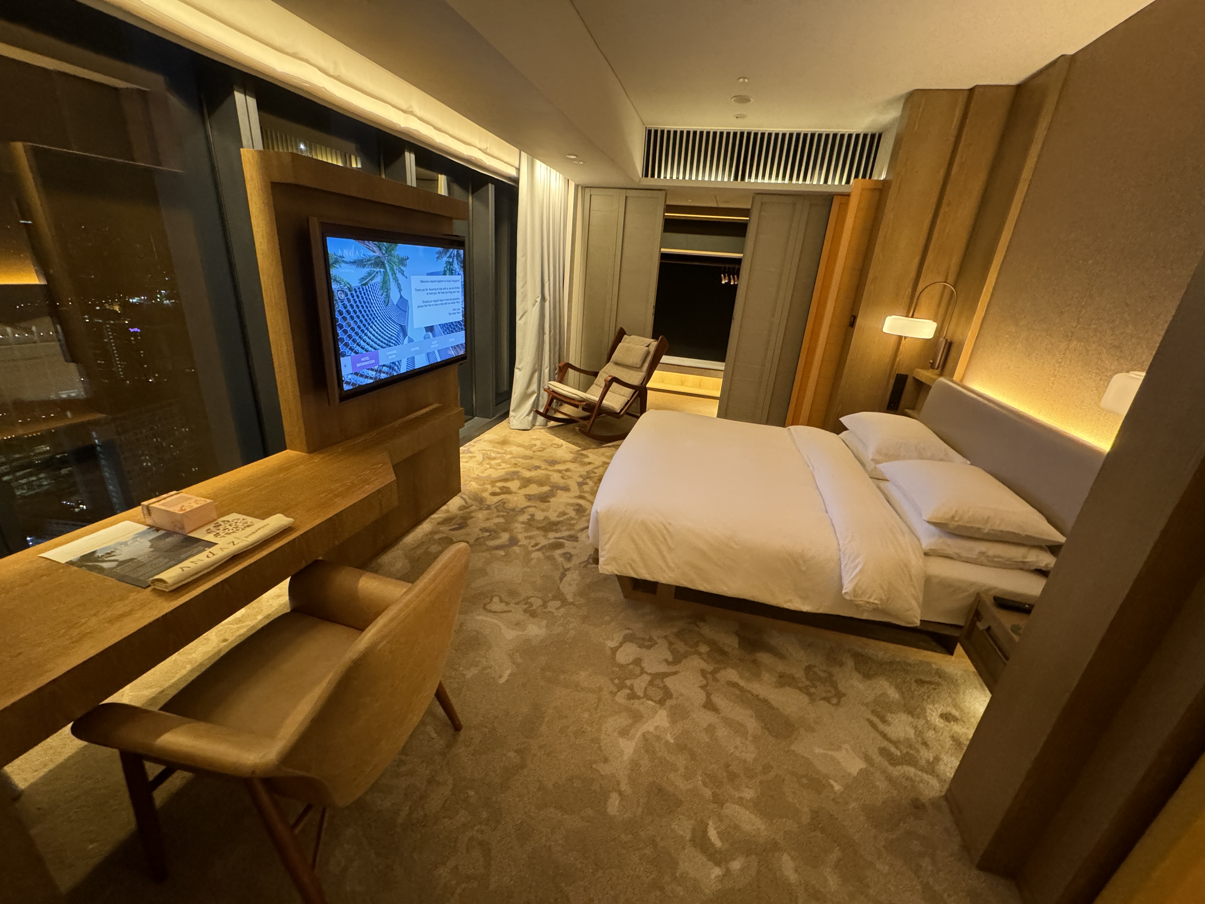 Andaz Singapore King Suite Bedroom Andaz Singapore King Suite Bedroom