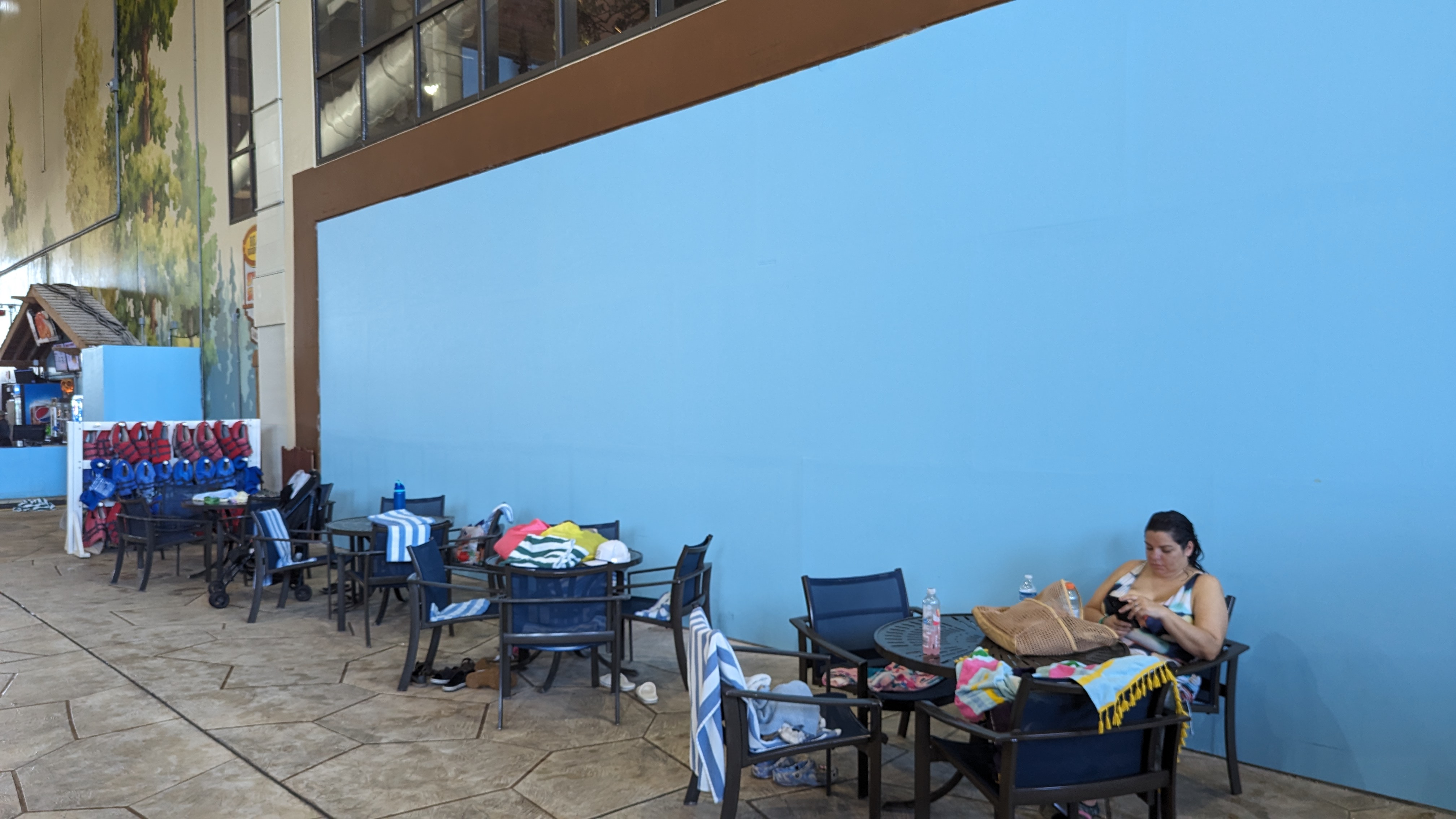 Great Wolf Lodge Grapevine amenities water park entrance Great Wolf Lodge Grapevine amenities water park entrance
