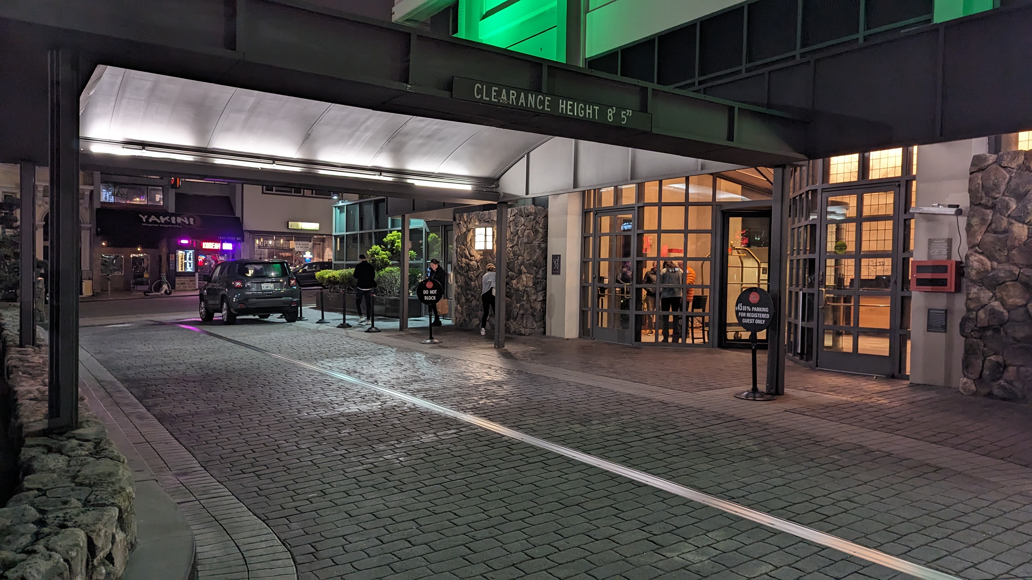 Hotel Kabuki San Francisco amenities parking front drive Hotel Kabuki San Francisco amenities parking front drive