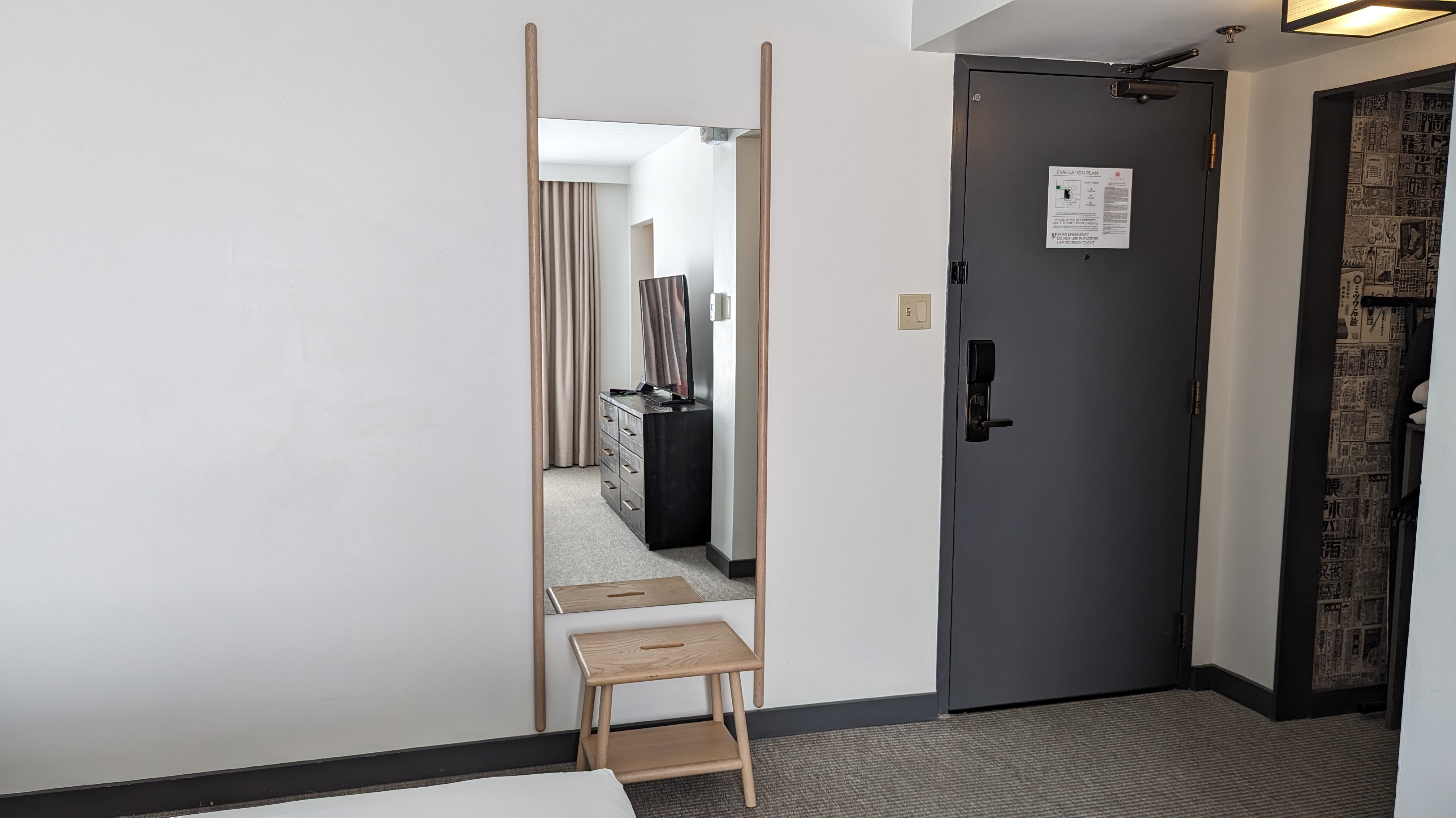 Hotel Kabuki San Francisco guest room entry mirror and stool Hotel Kabuki San Francisco guest room entry mirror and stool