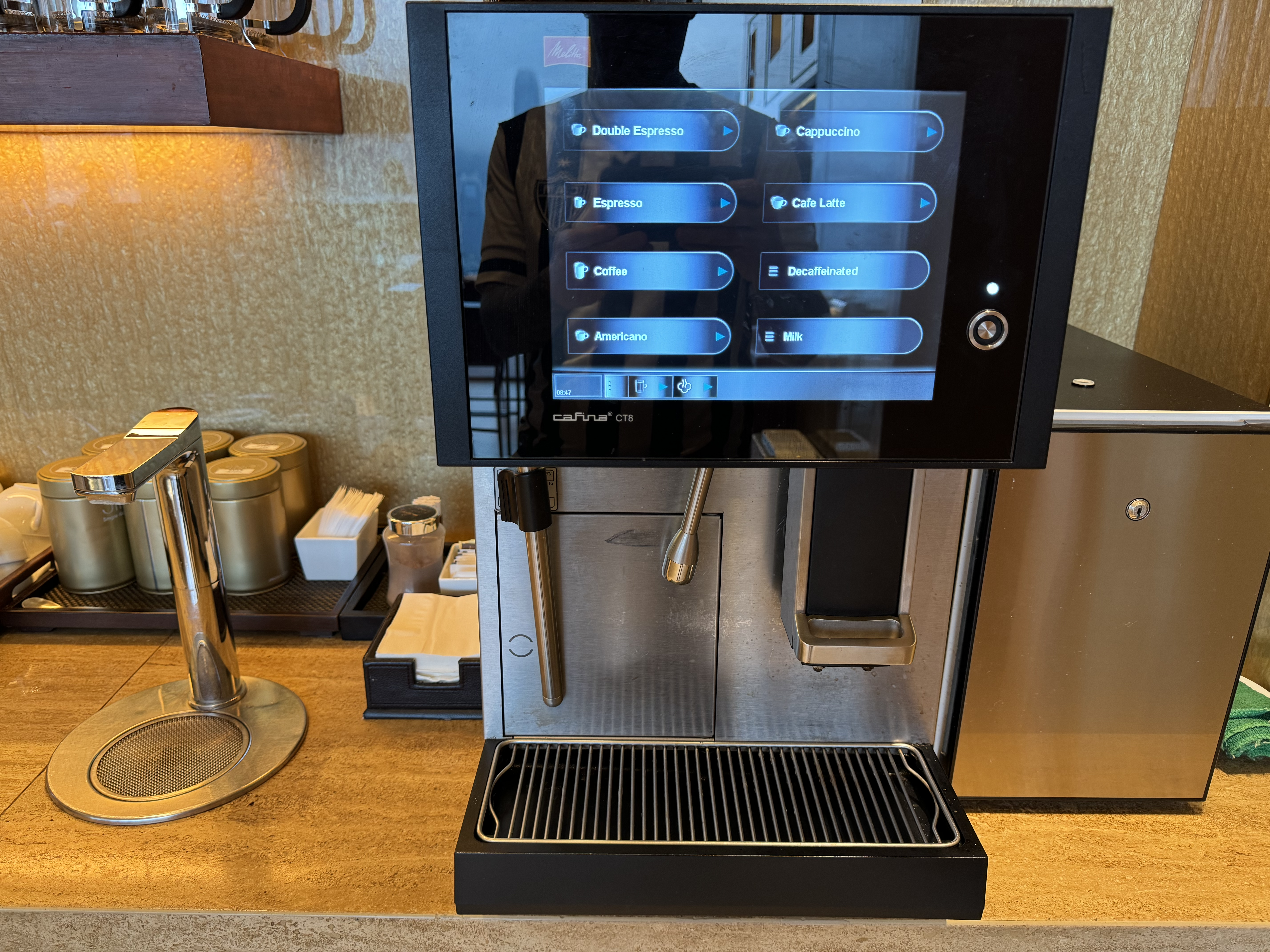 Hyatt Regency Hong Kong Tsim Sha Tsui Regency Club coffee machine