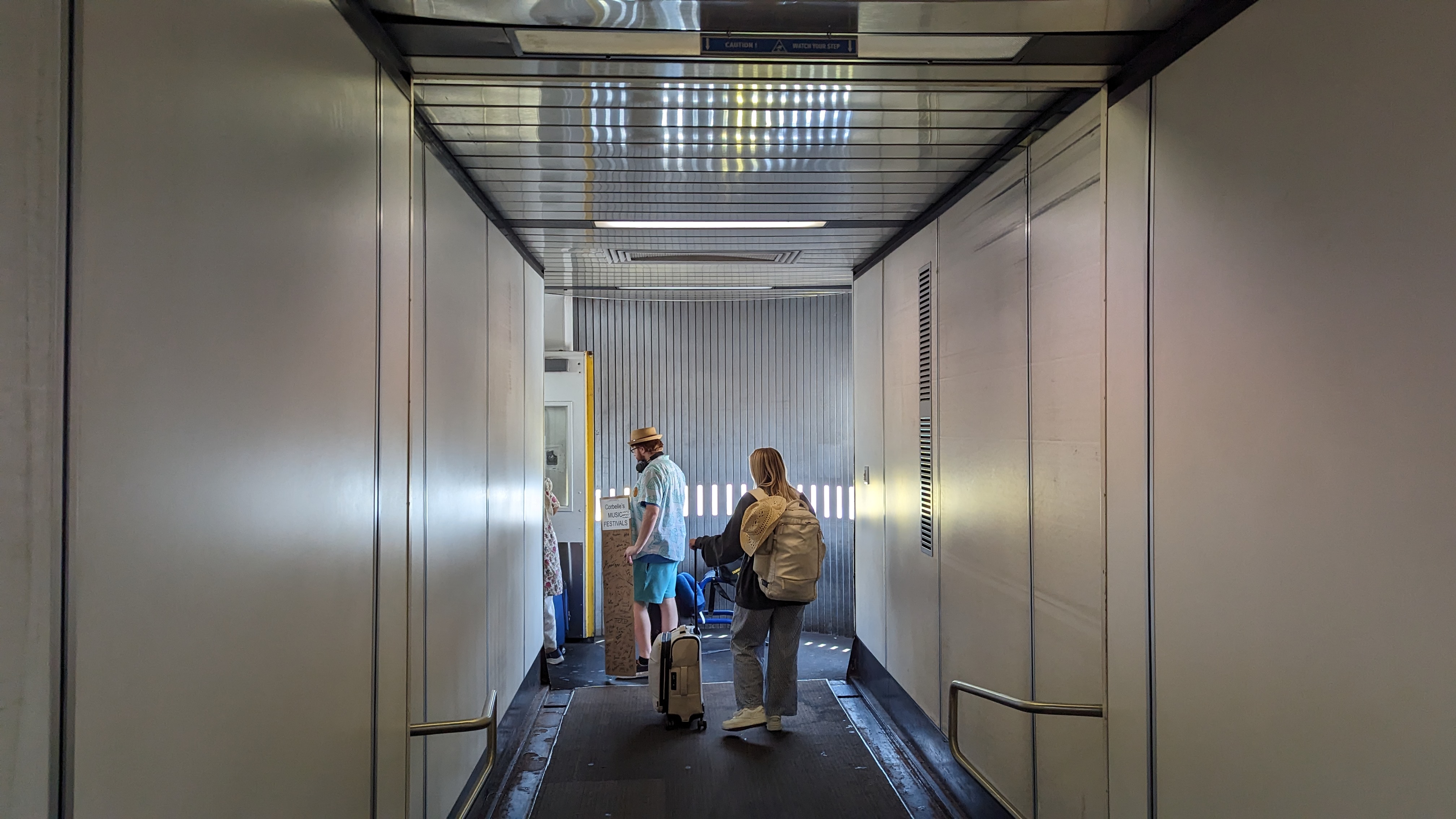 IAH to LAS Spirit jetway IAH to LAS Spirit jetway