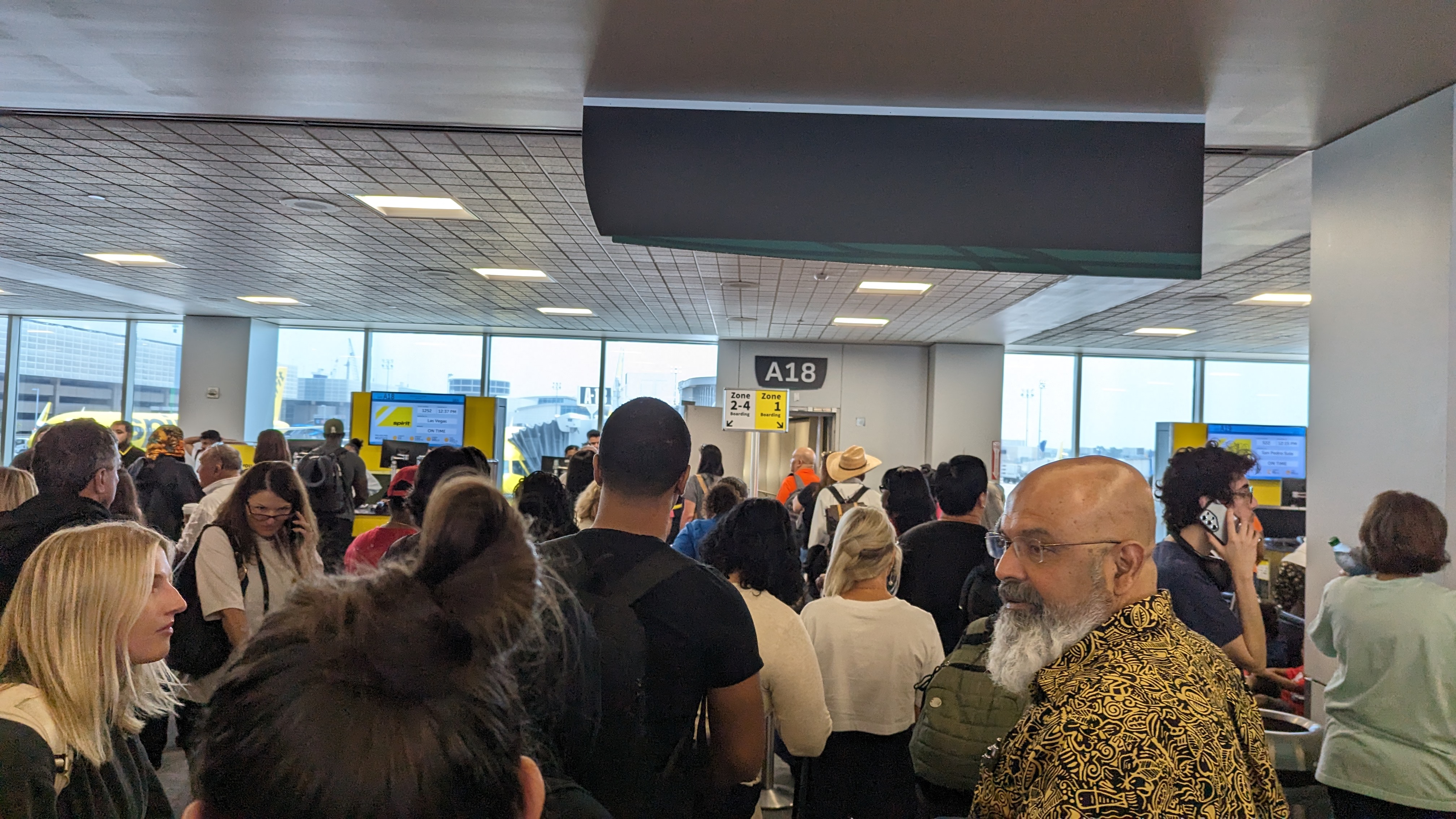 IAH to LAS Terminal A Spirit gate IAH to LAS Terminal A Spirit gate