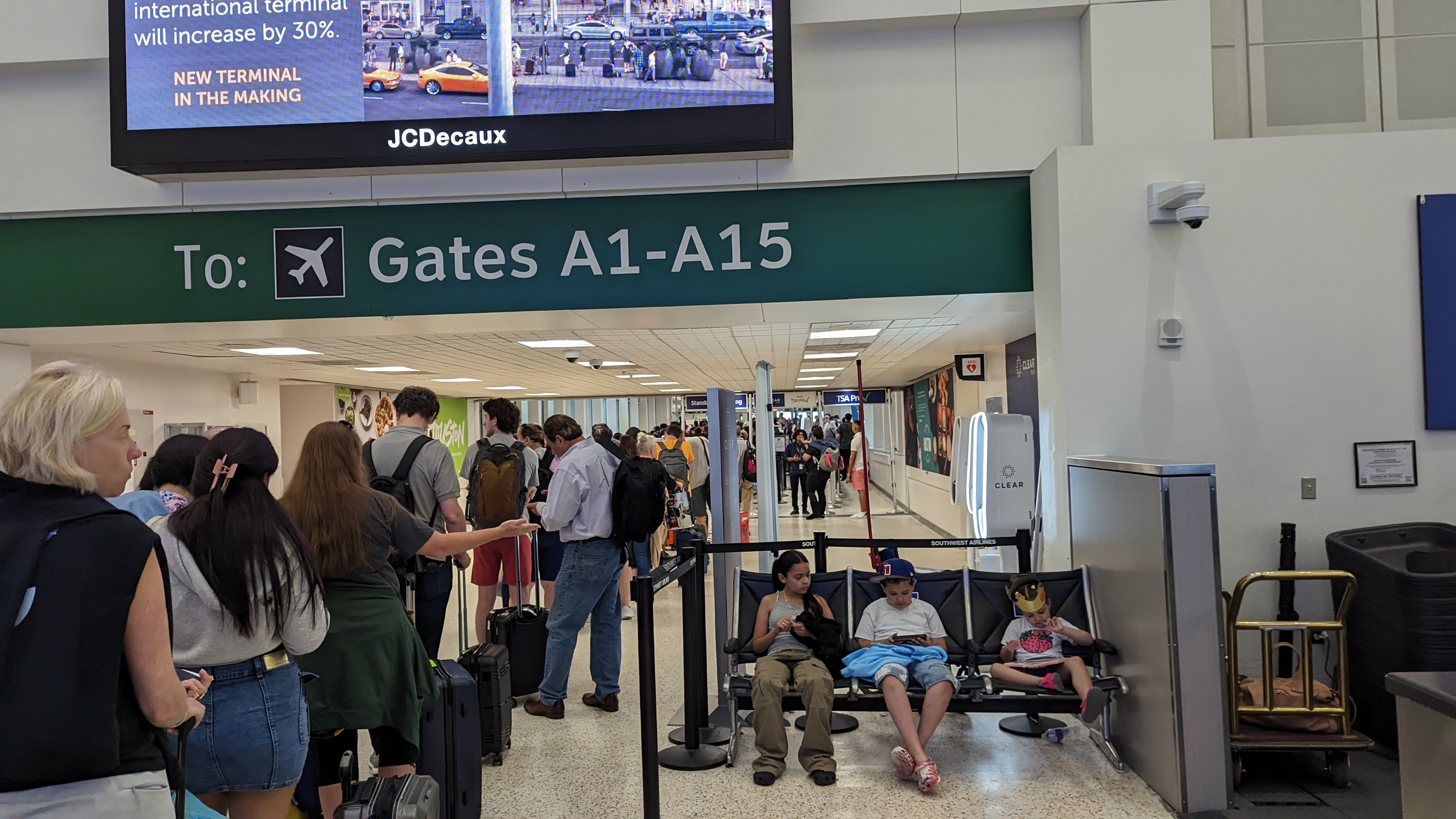 IAH to LAS Terminal A TSA screening line continued IAH to LAS Terminal A TSA screening line continued