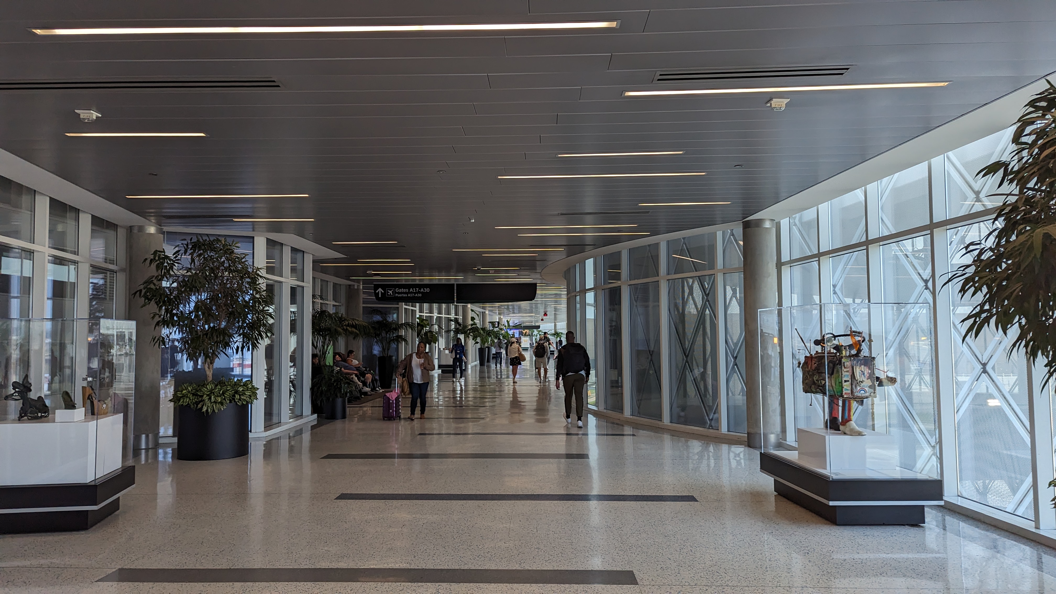 IAH to LAS Terminal A hallway IAH to LAS Terminal A hallway