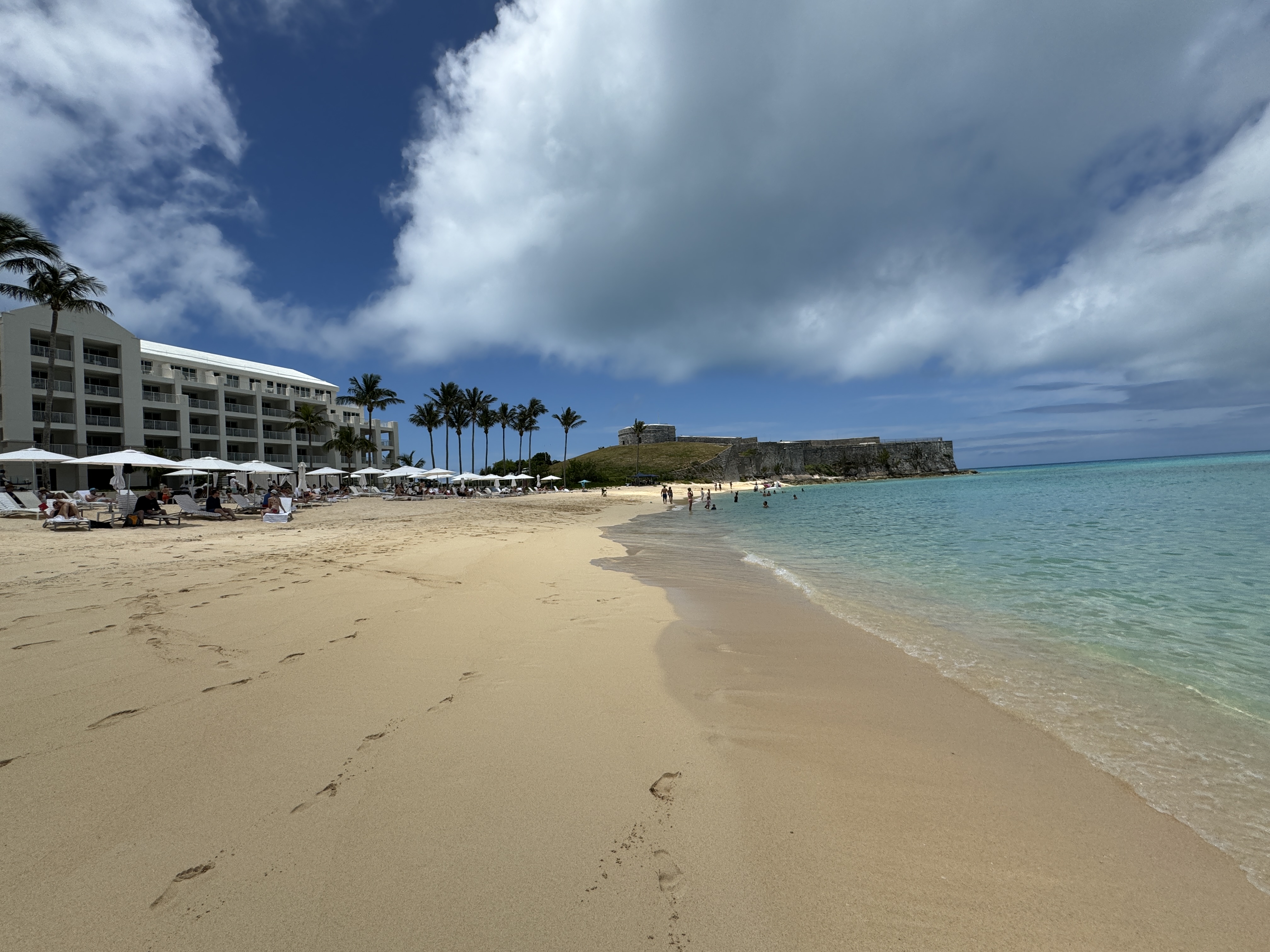 st. regis bermuda next to st. catherine fort st. regis bermuda next to st. catherine fort