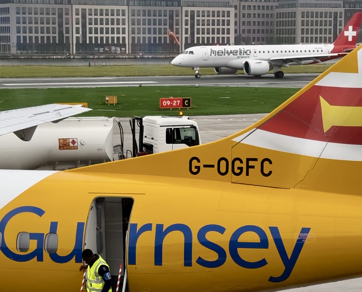 London City Airport aircraft London City Airport aircraft