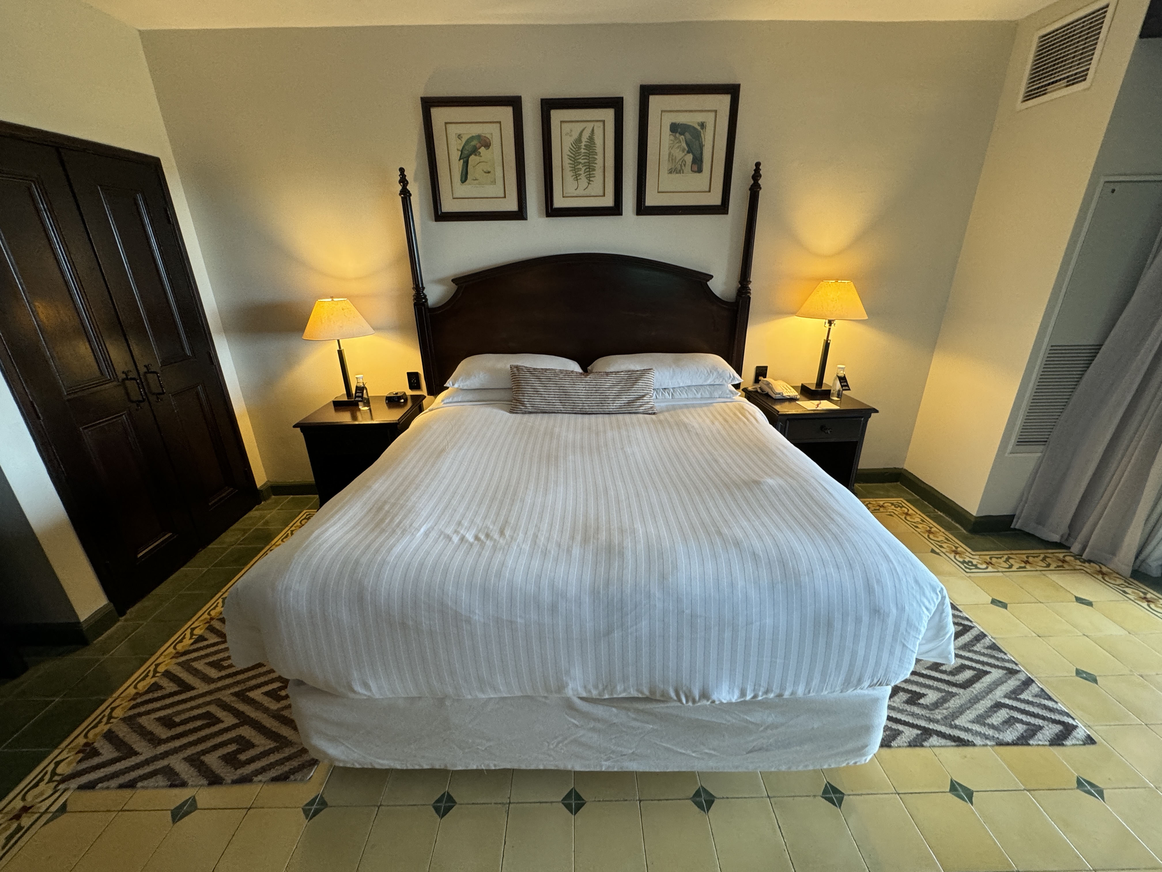 Los Suenos Marriott King Bed