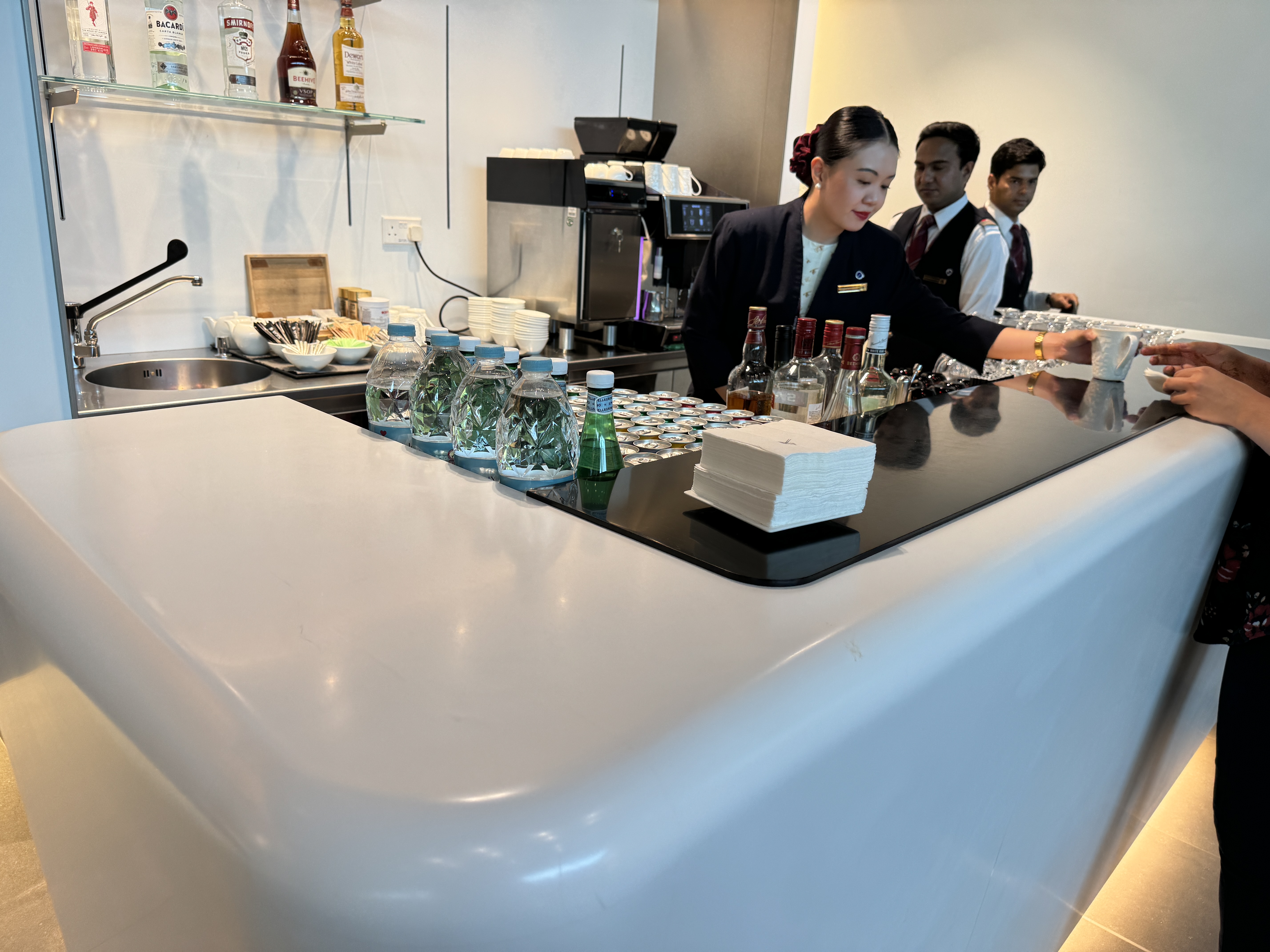 Oryx Lounge North DOH bar Oryx Lounge North DOH bar