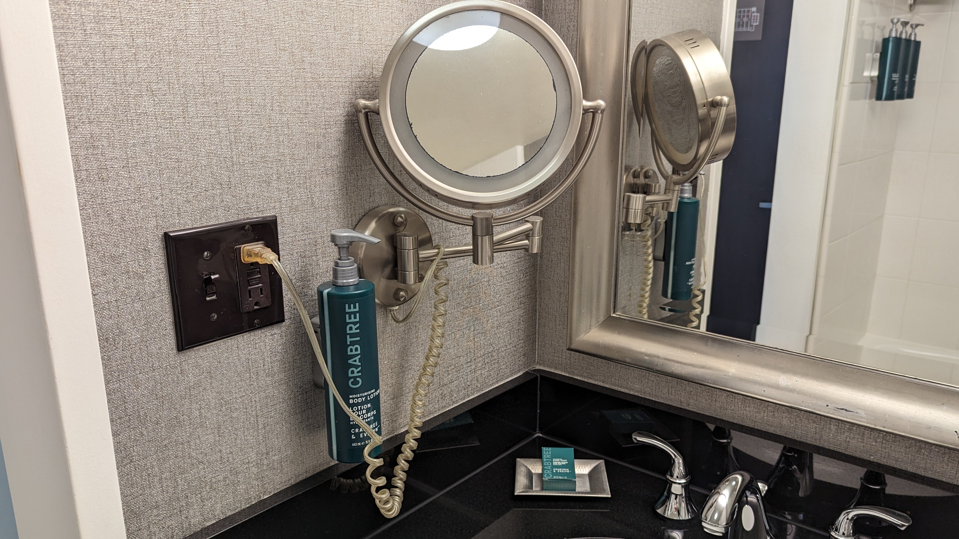 San Francisco Hilton Financial District guestroom bathroom mirror San Francisco Hilton Financial District guestroom bathroom mirror