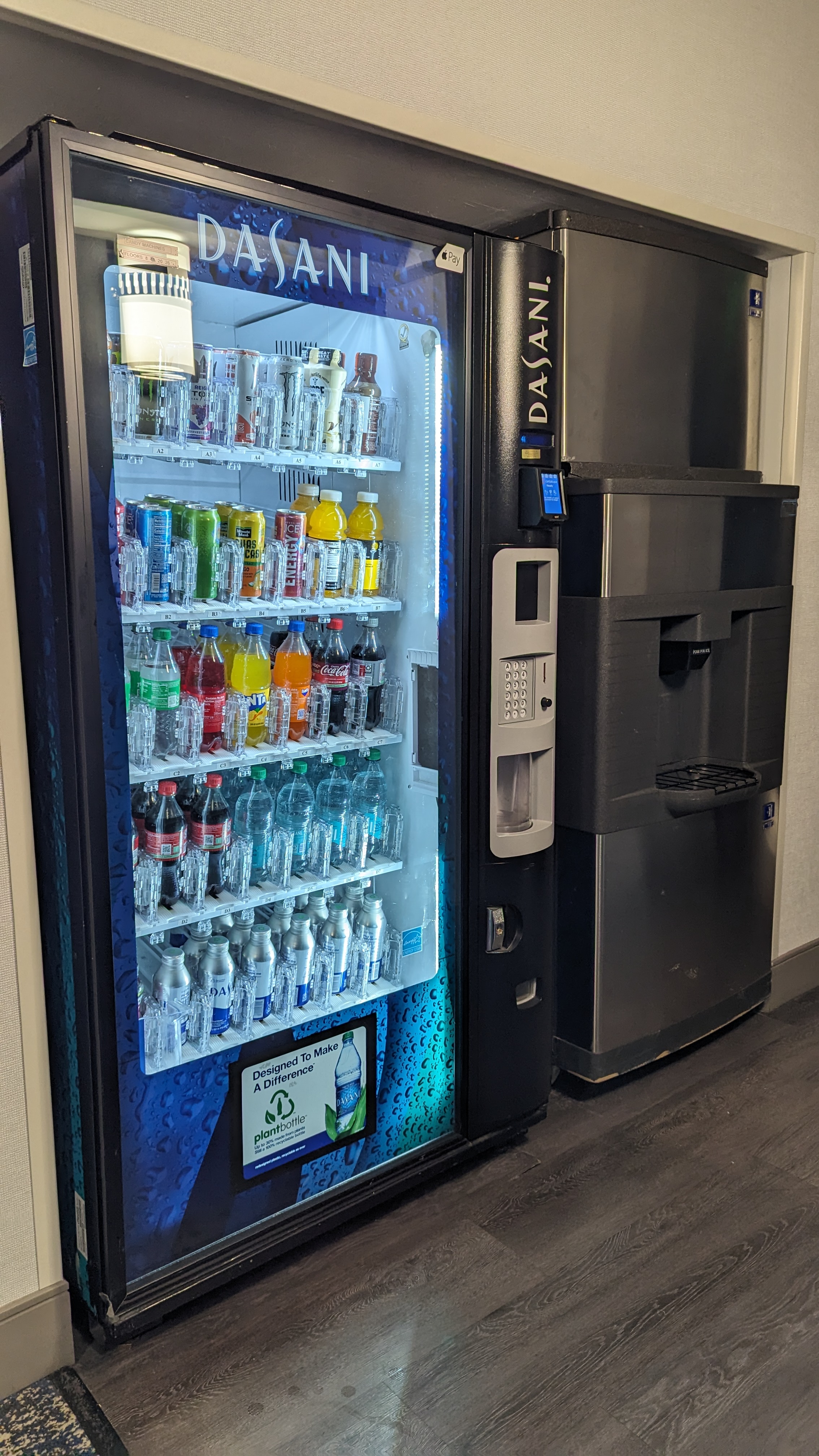 San Francisco Hilton Financial District guestroom floor vending and ice San Francisco Hilton Financial District guestroom floor vending and ice