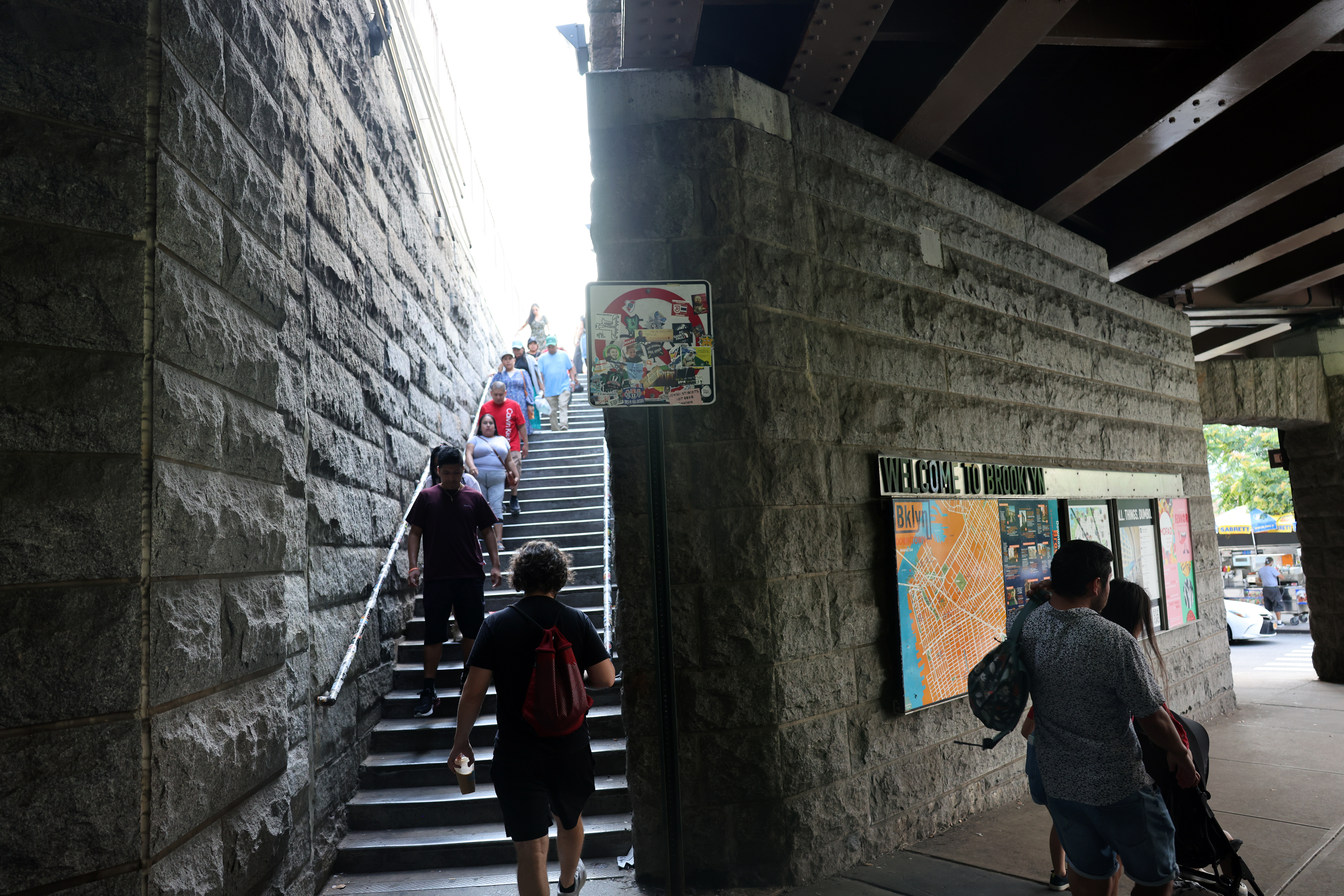 Brooklyn Bridge DUMBO entrance Brooklyn Bridge DUMBO entrance
