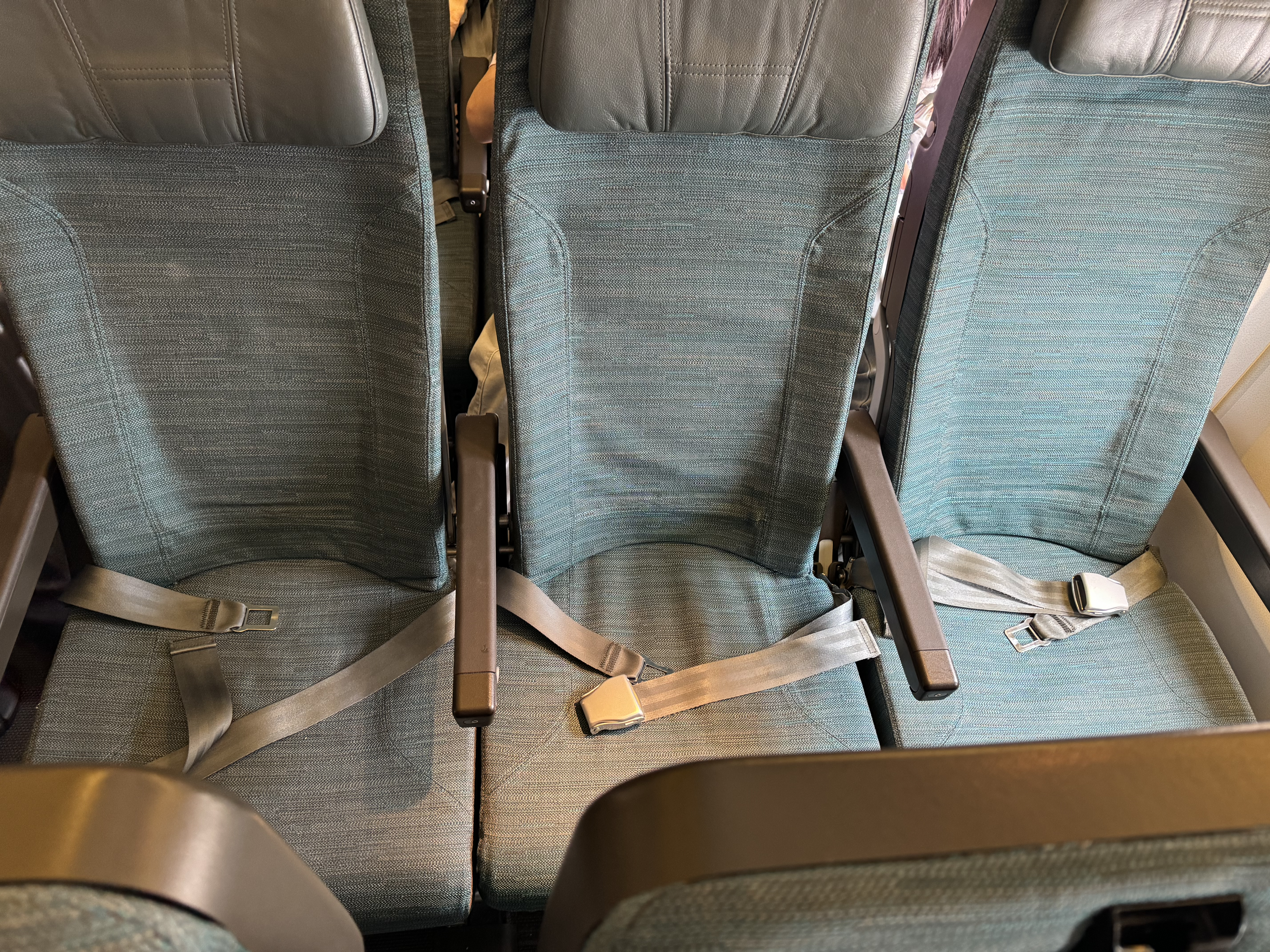 Cathay Pacific B777 300 economy seats Cathay Pacific B777 300 economy seats