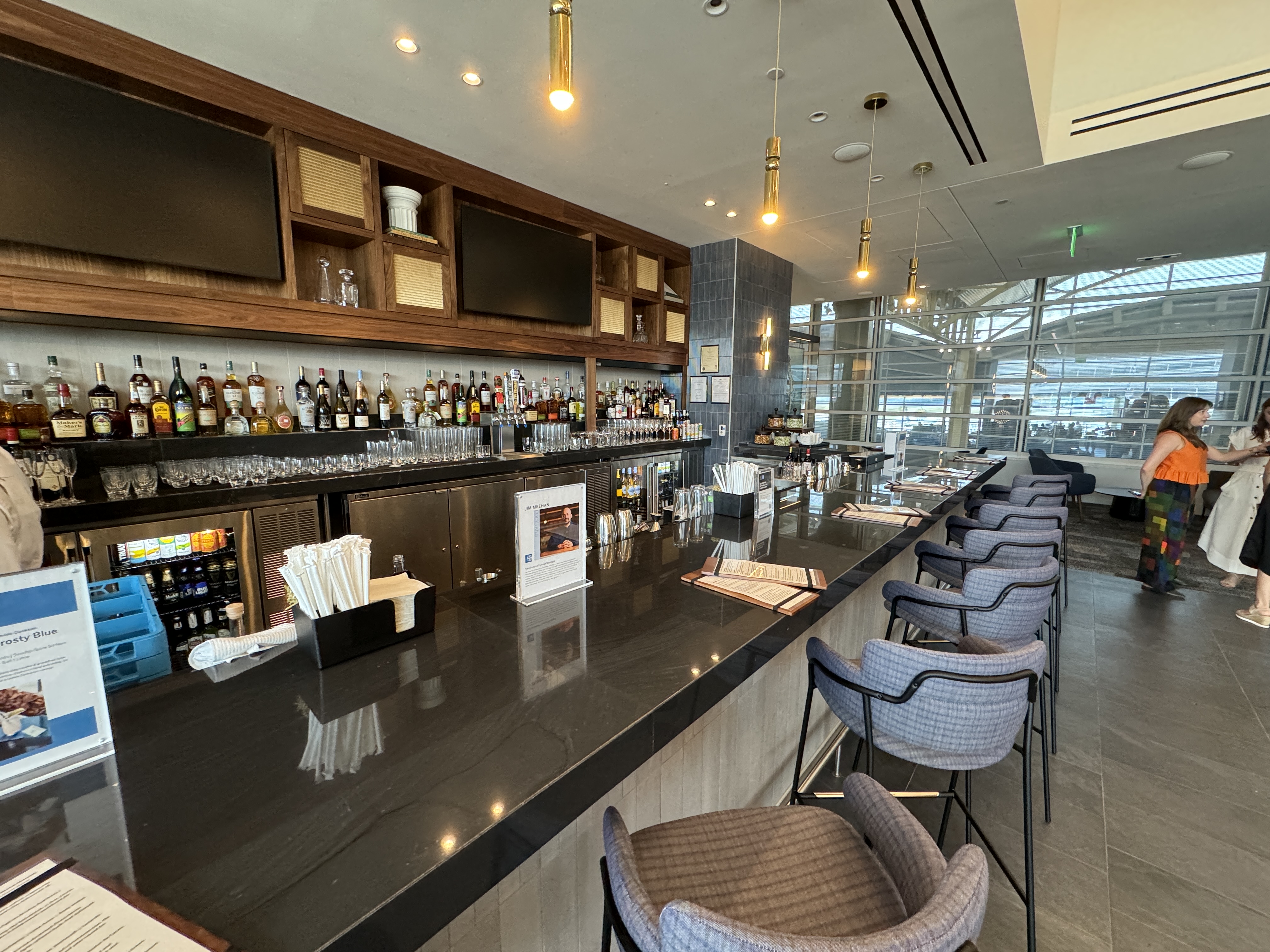 Centurion Lounge DCA Bar Seating Centurion Lounge DCA Bar Seating
