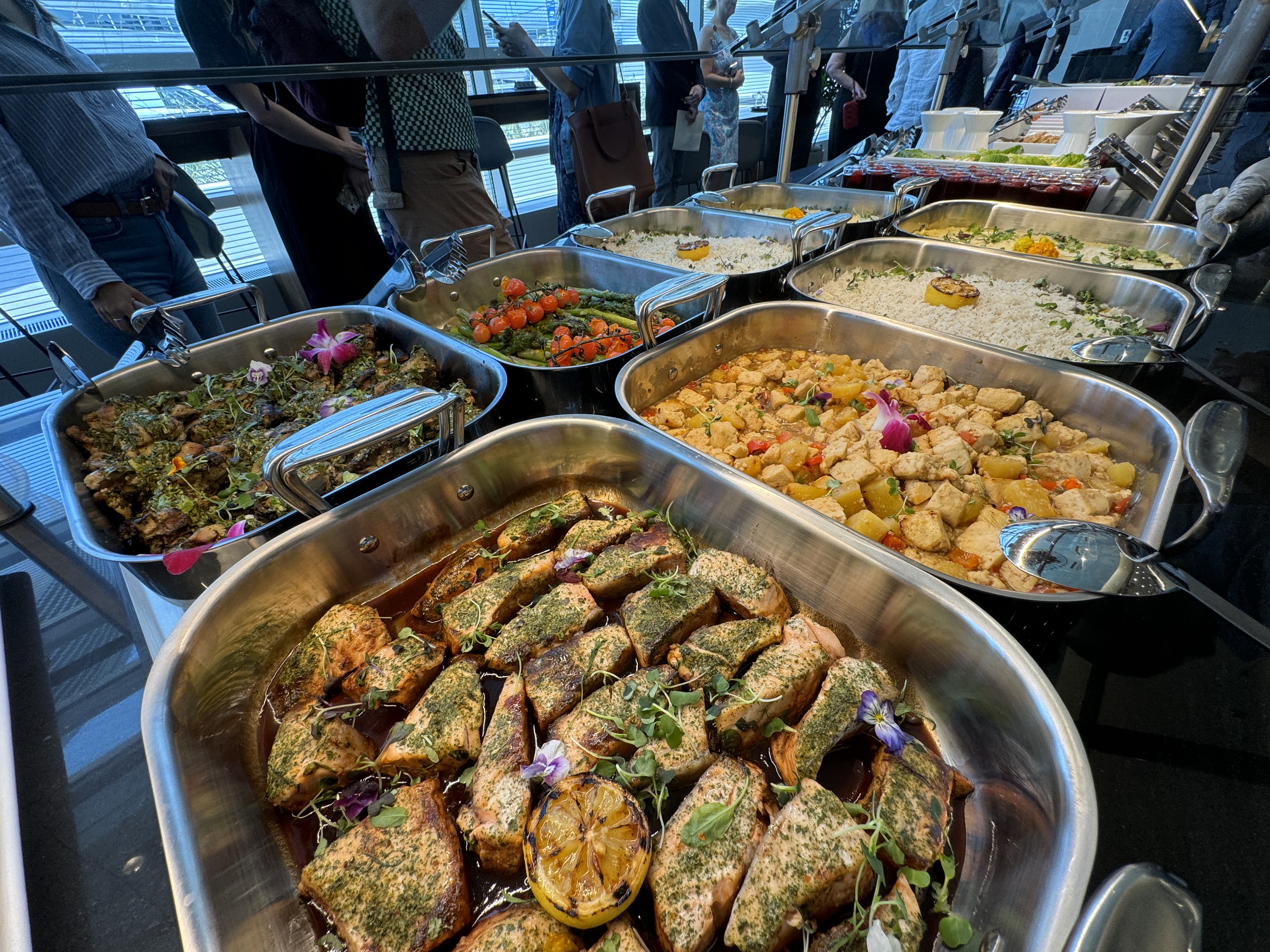 Centurion Lounge DCA Chicken Centurion Lounge DCA Chicken