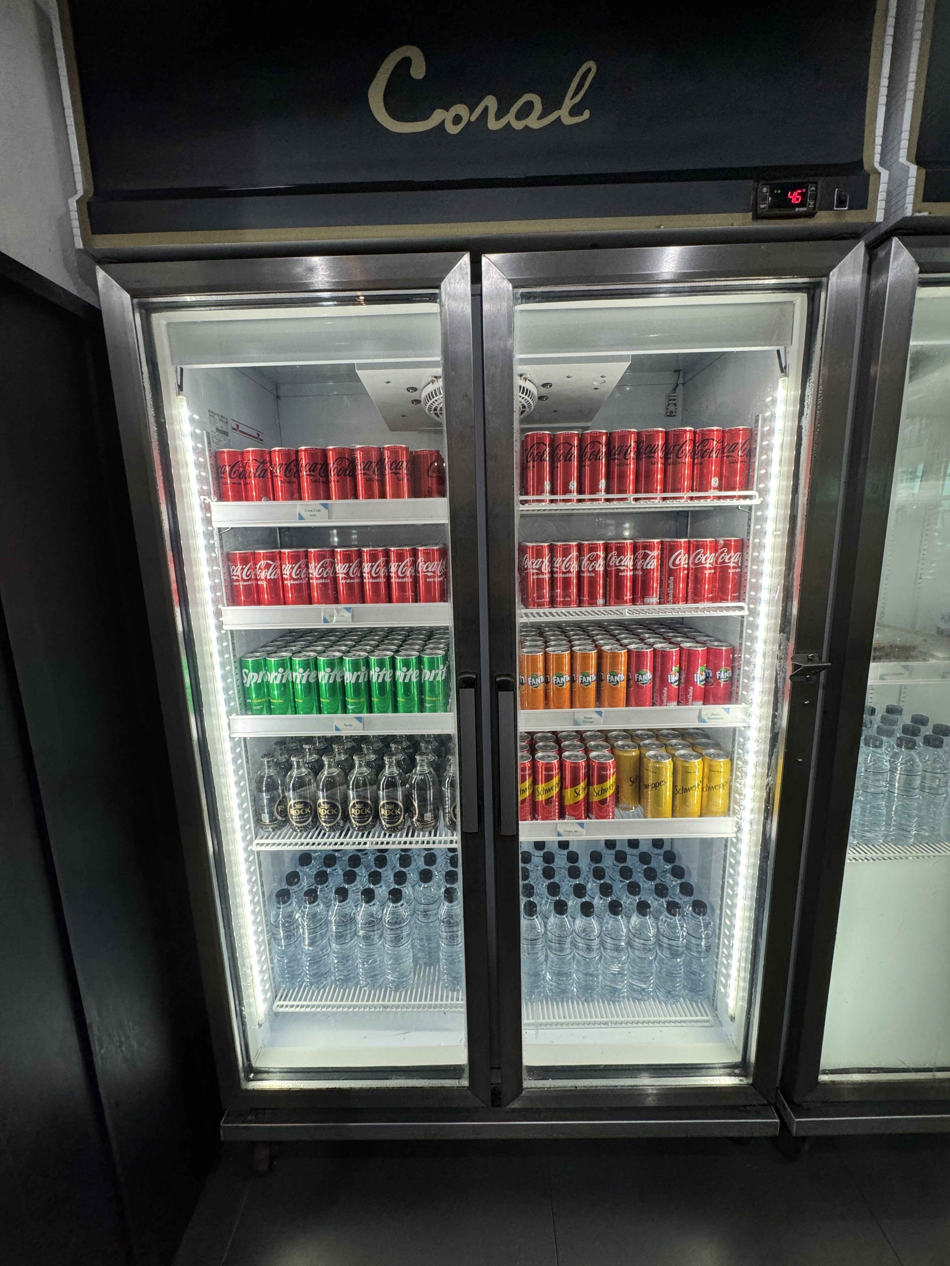 Coral Premium Departure Lounge HKT drinks Coral Premium Departure Lounge HKT drinks