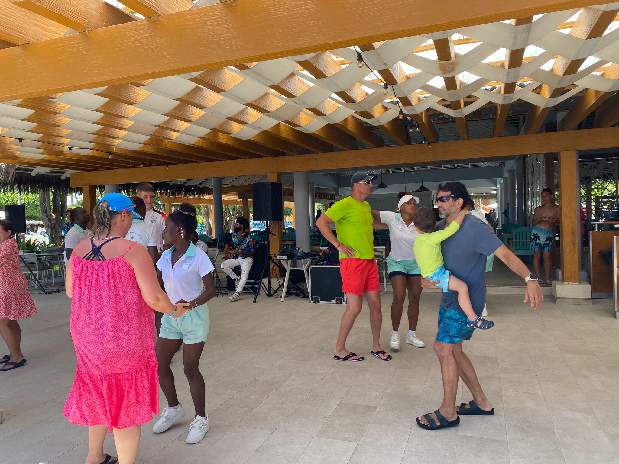 Iberostar Selection Bavaro Suites dancing Iberostar Selection Bavaro Suites live music