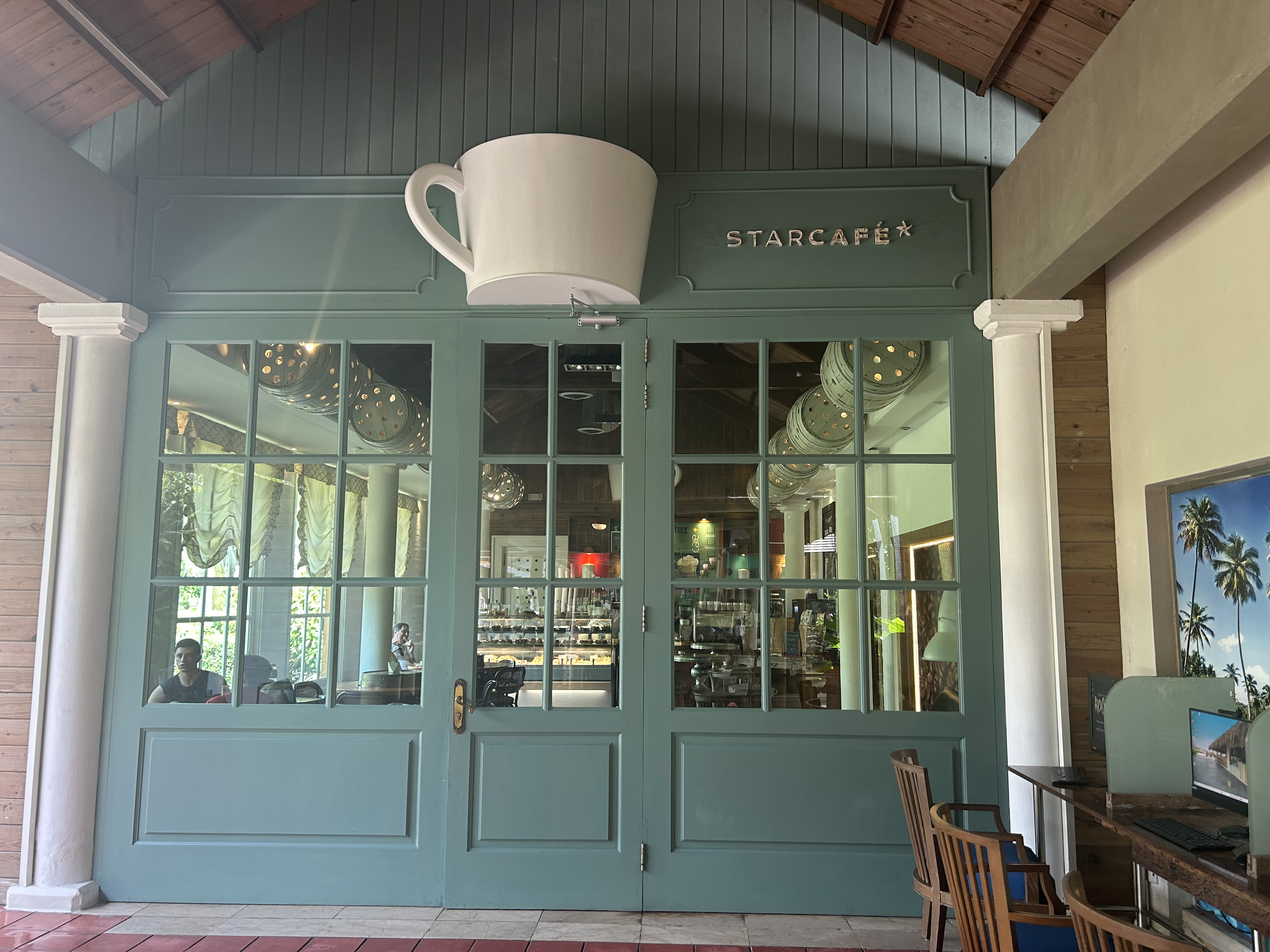 Iberostar Selection Bavaro Suites coffee shop Iberostar Selection Bavaro Suites Starcafe
